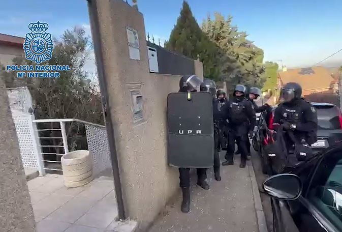 Cae en Madrid una banda de narcotraficantes que ocultaba cocana en maceteros