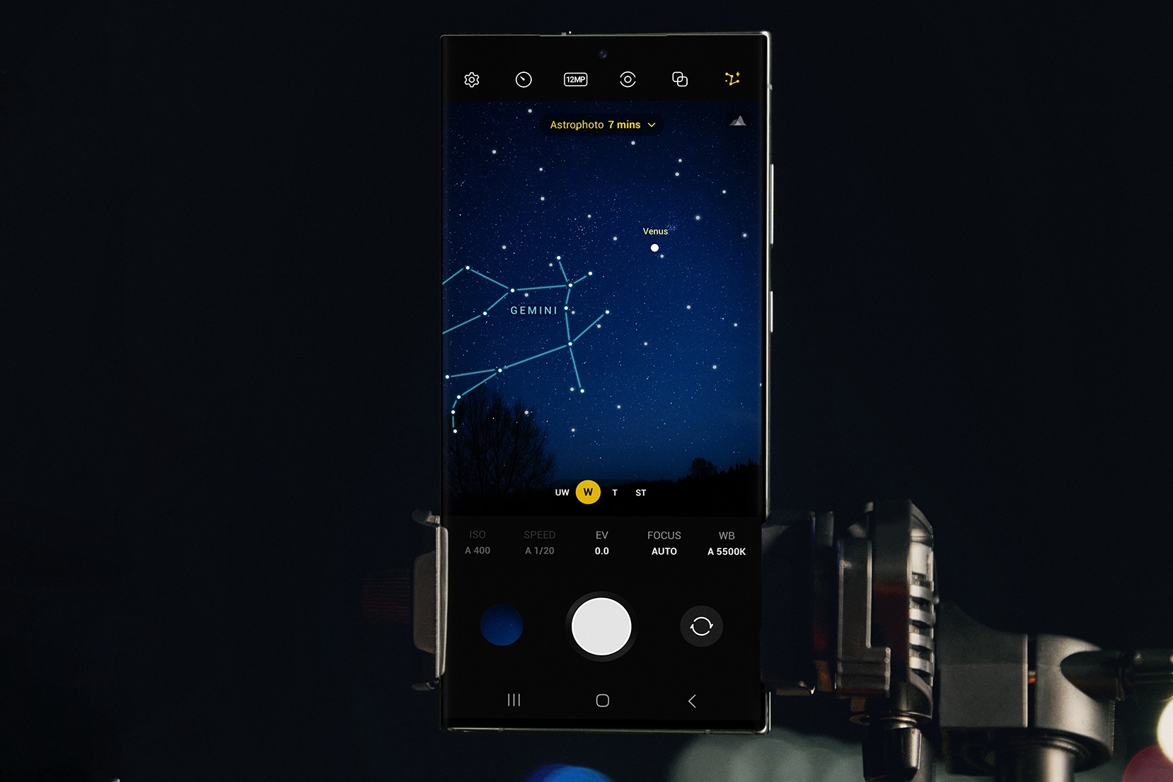 La última polémica en Reddit: ¿son falsas las fotos de la luna tomadas con los Samsung Galaxy?