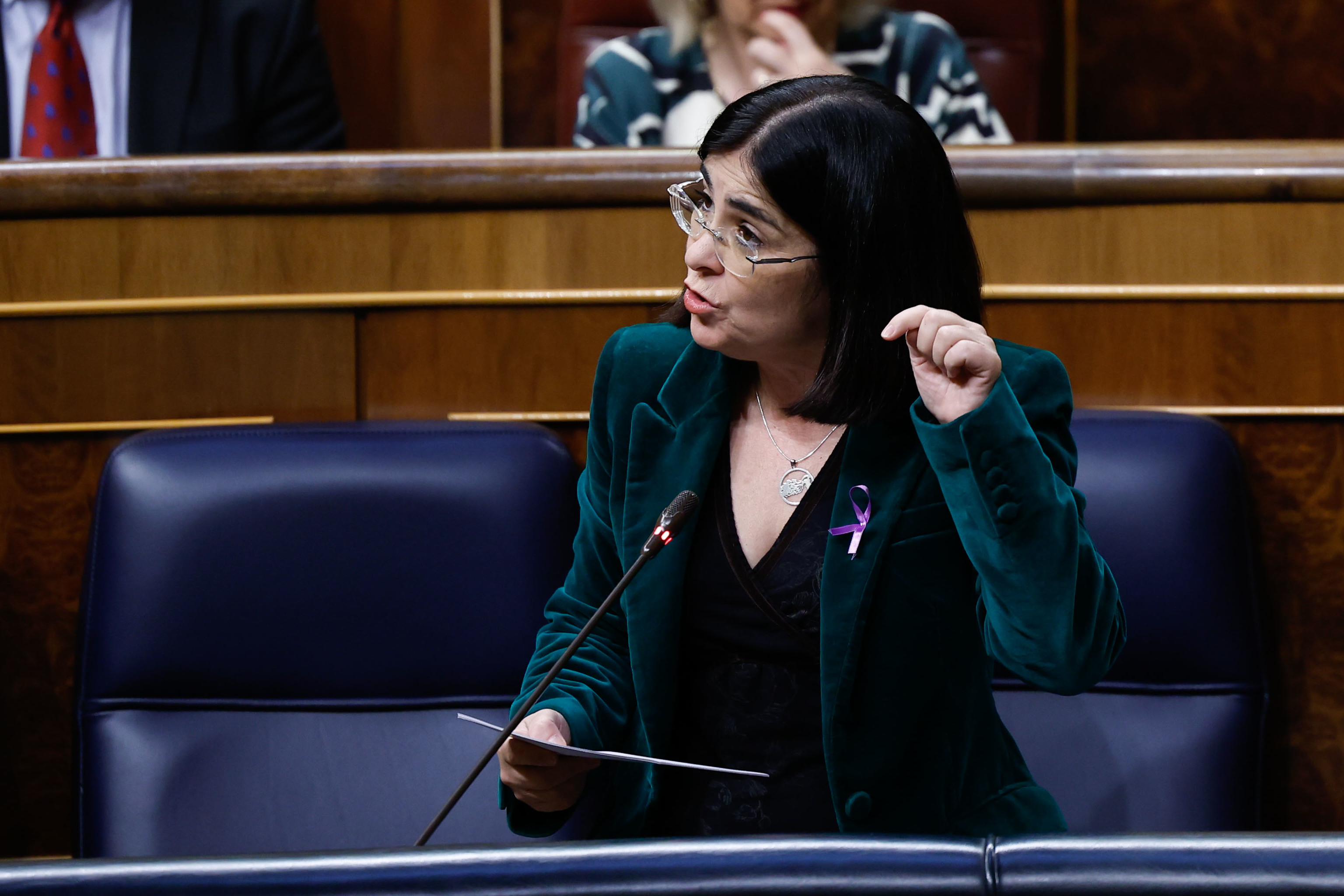La ministra de Sanidad, Carolina Darias, interviene en el Congreso.