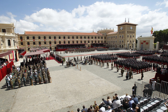 El patio de armas de la Academia Militar de Zaragoza.