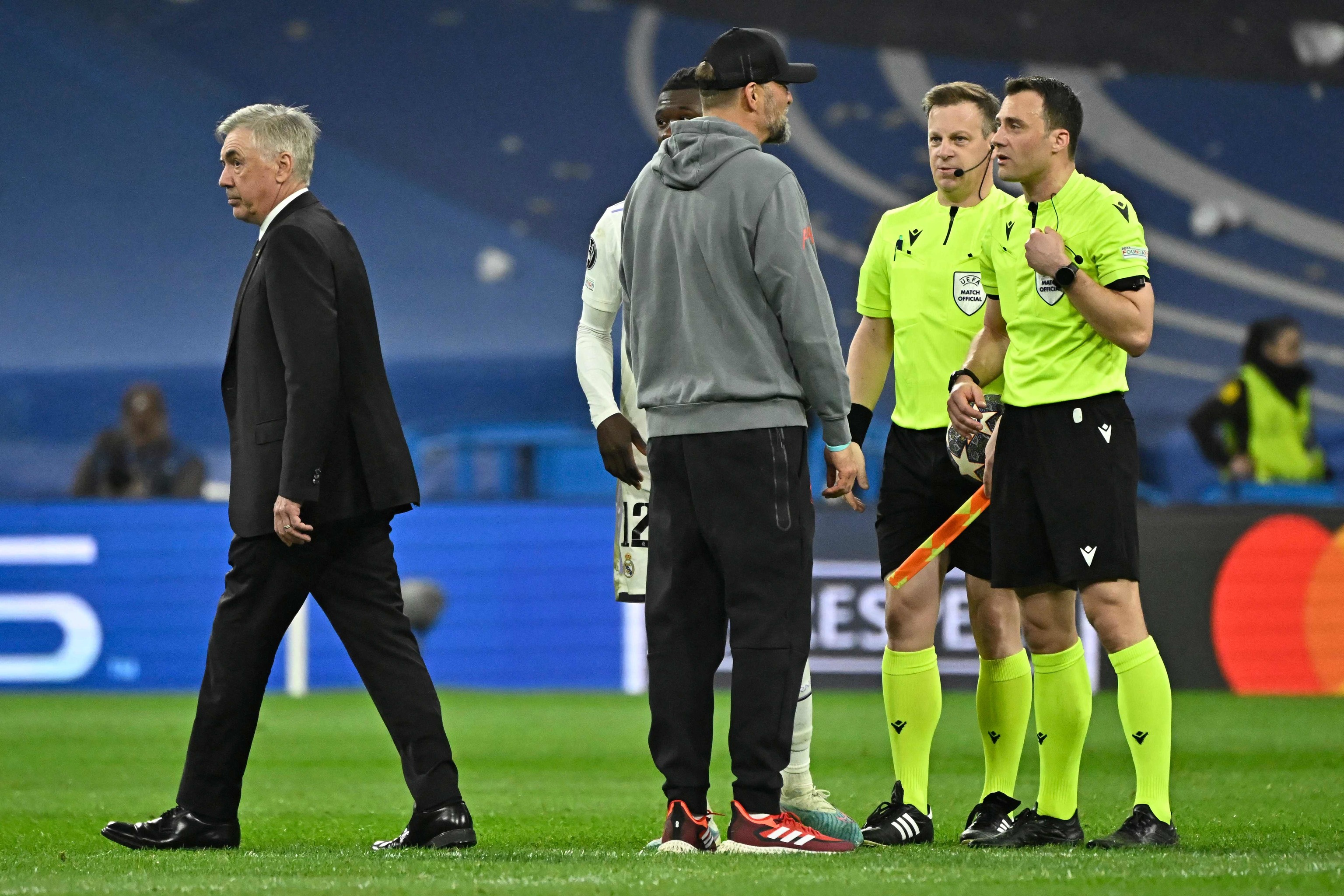 Ancelotti y Klopp, tras el pitido final.