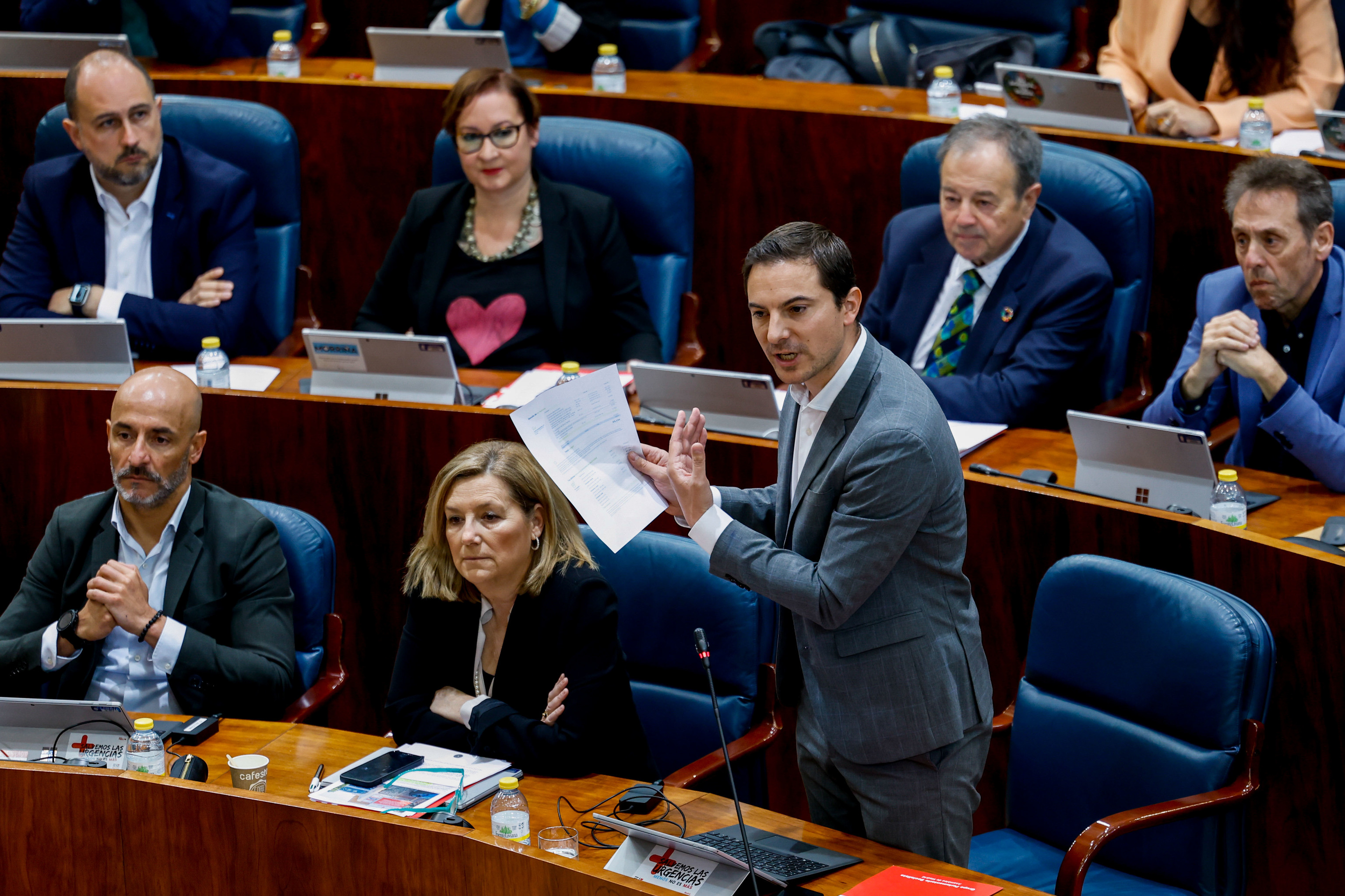 Juan Lobato, ayer, en el Pleno de la Asamblea