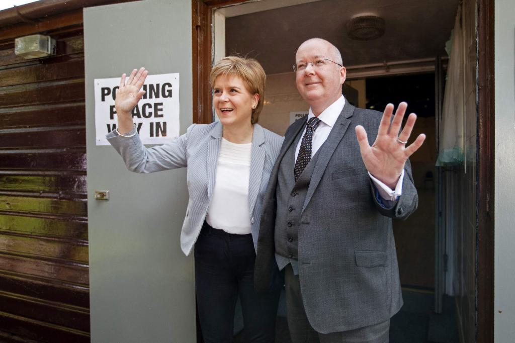 Dimite el marido de Nicola Sturgeon en plena crisis del Partido Nacional Escocés