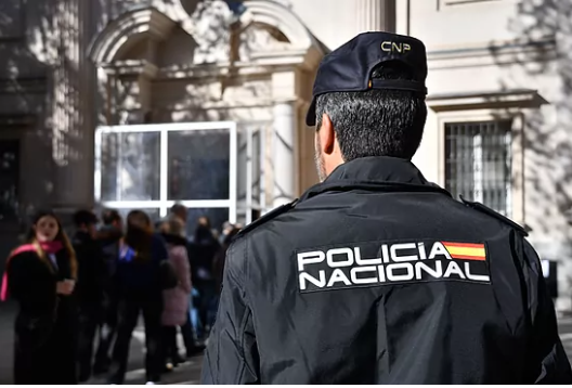 En libertad uno de los dos detenidos por violar a una niña de 14 años en Alicante