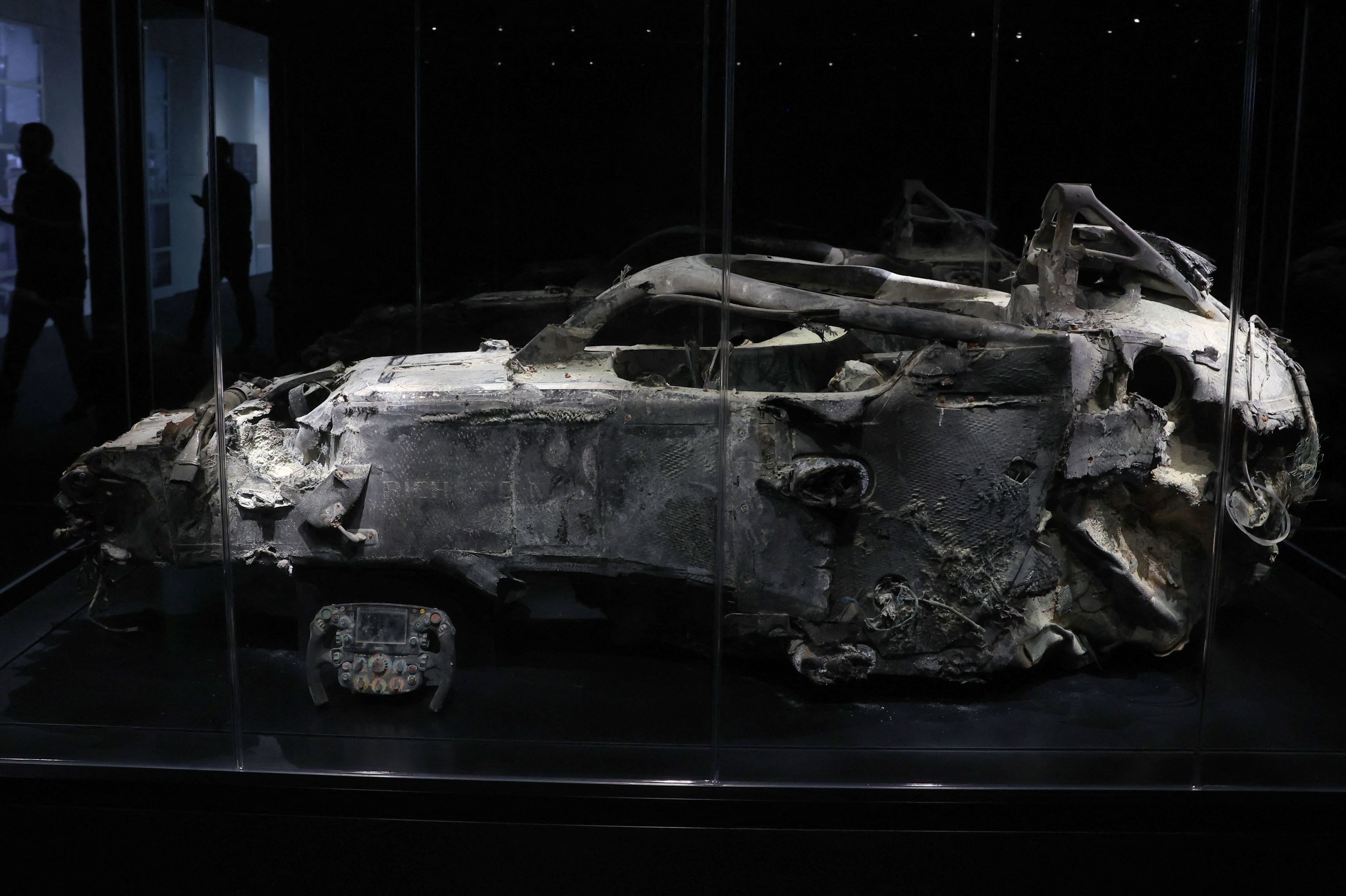 El coche de Grosjean, tras el incendio en Bahrein 2020.