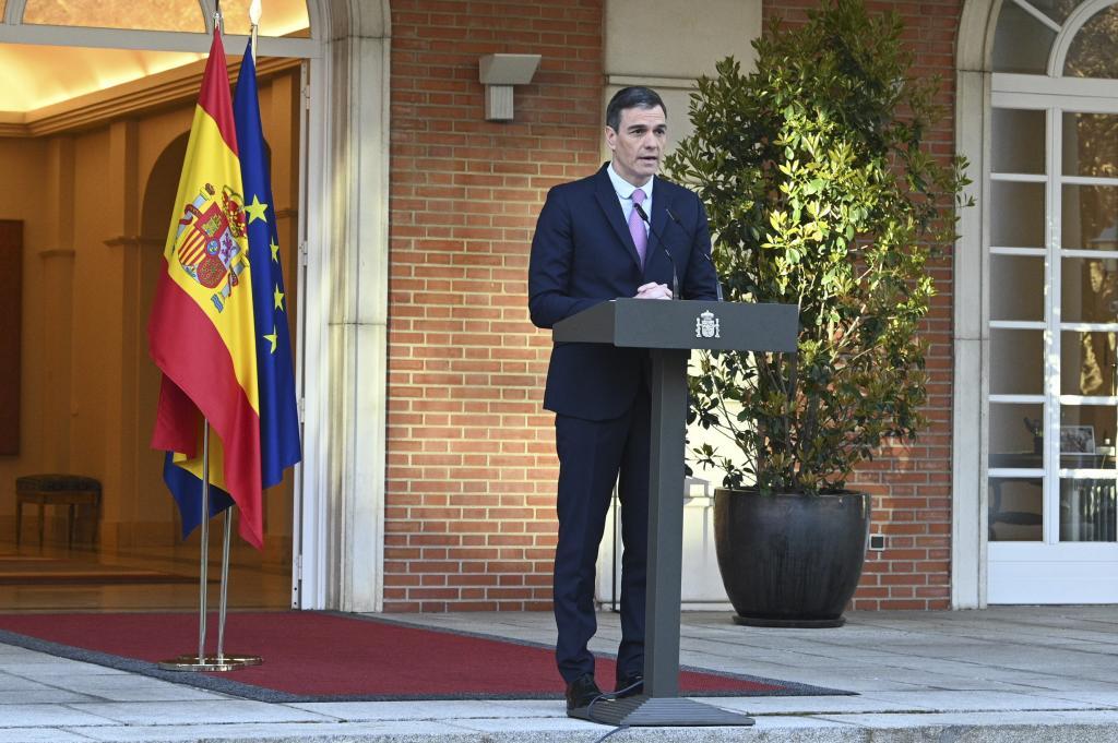 El presidente del Gobierno, Pedro Sánchez, en su anuncio del relevo en el Consejo de Ministros.