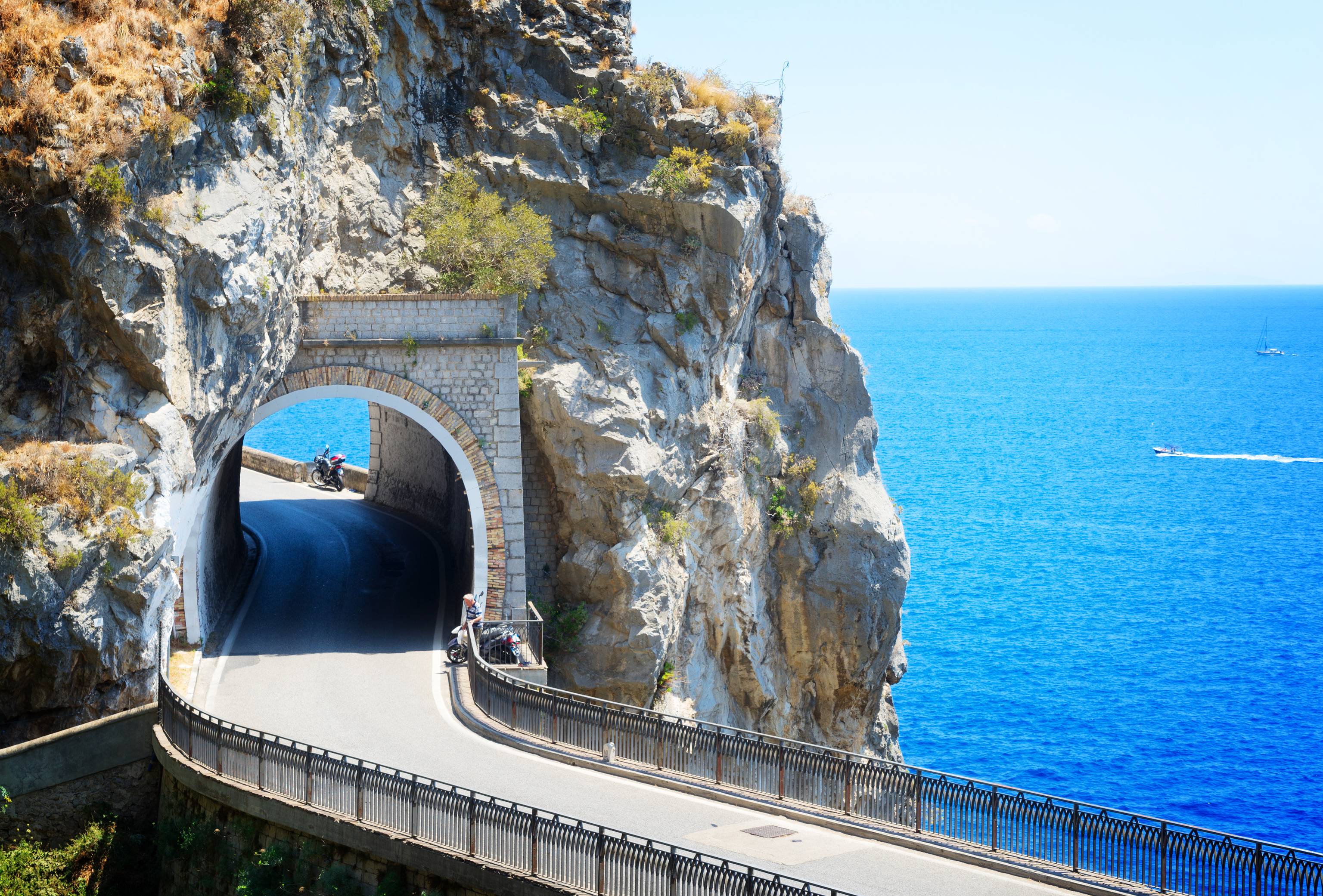 Carretera de la Costa Amalfitana italiana.