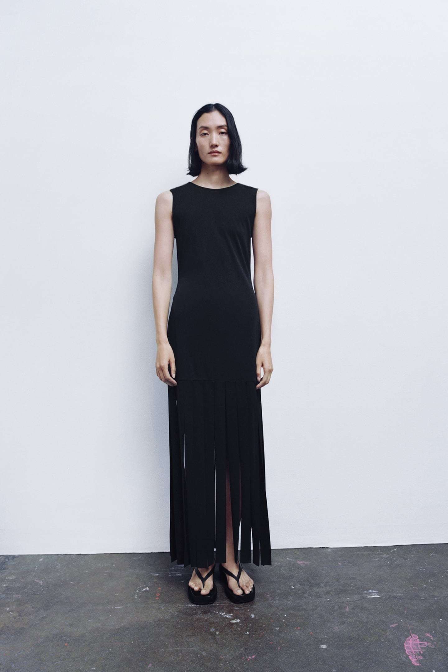 ALT: Este es el vestido de flecos de Zara que est arrasando, la tendencia indiscutible de 2023