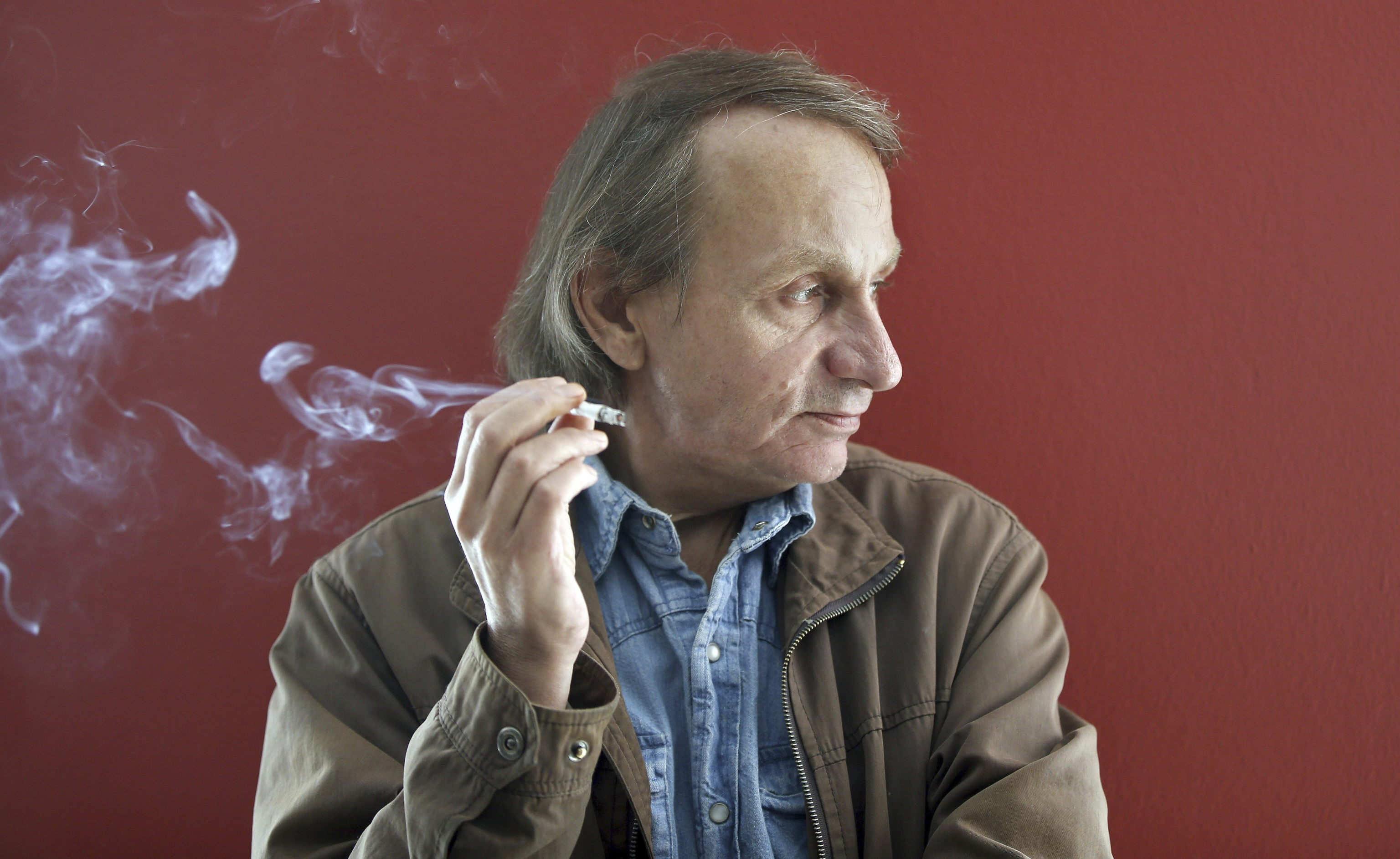 El escritor  Michel Houellebecq en 2015