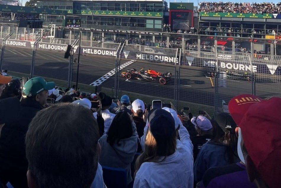 Verstappen, en la segunda resalida de Australia.
