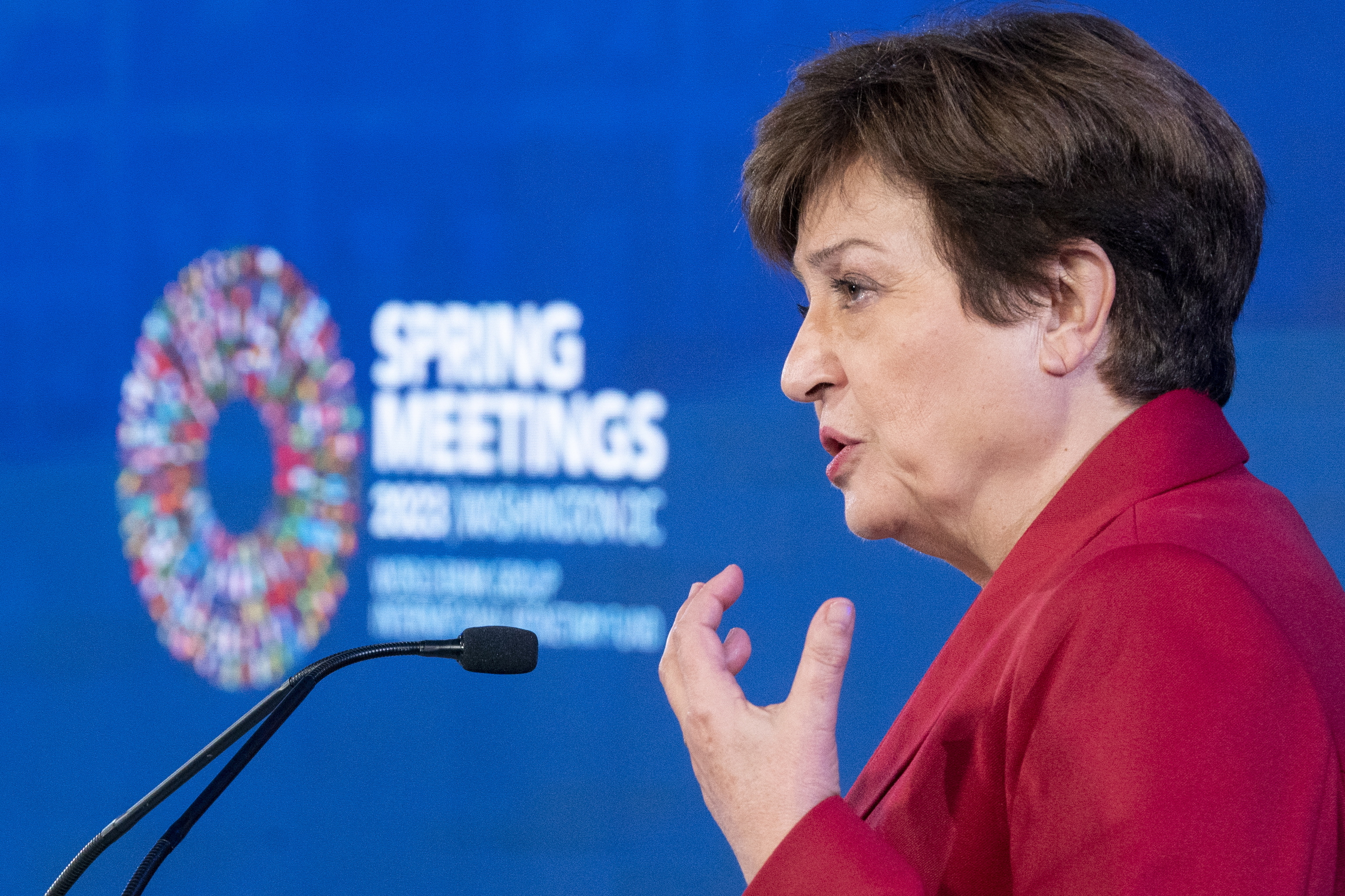 Kristalina Georgieva gerente del Fondo Monetario Internacional en la presentacin de las previsiones econmicas de primavera en Washington