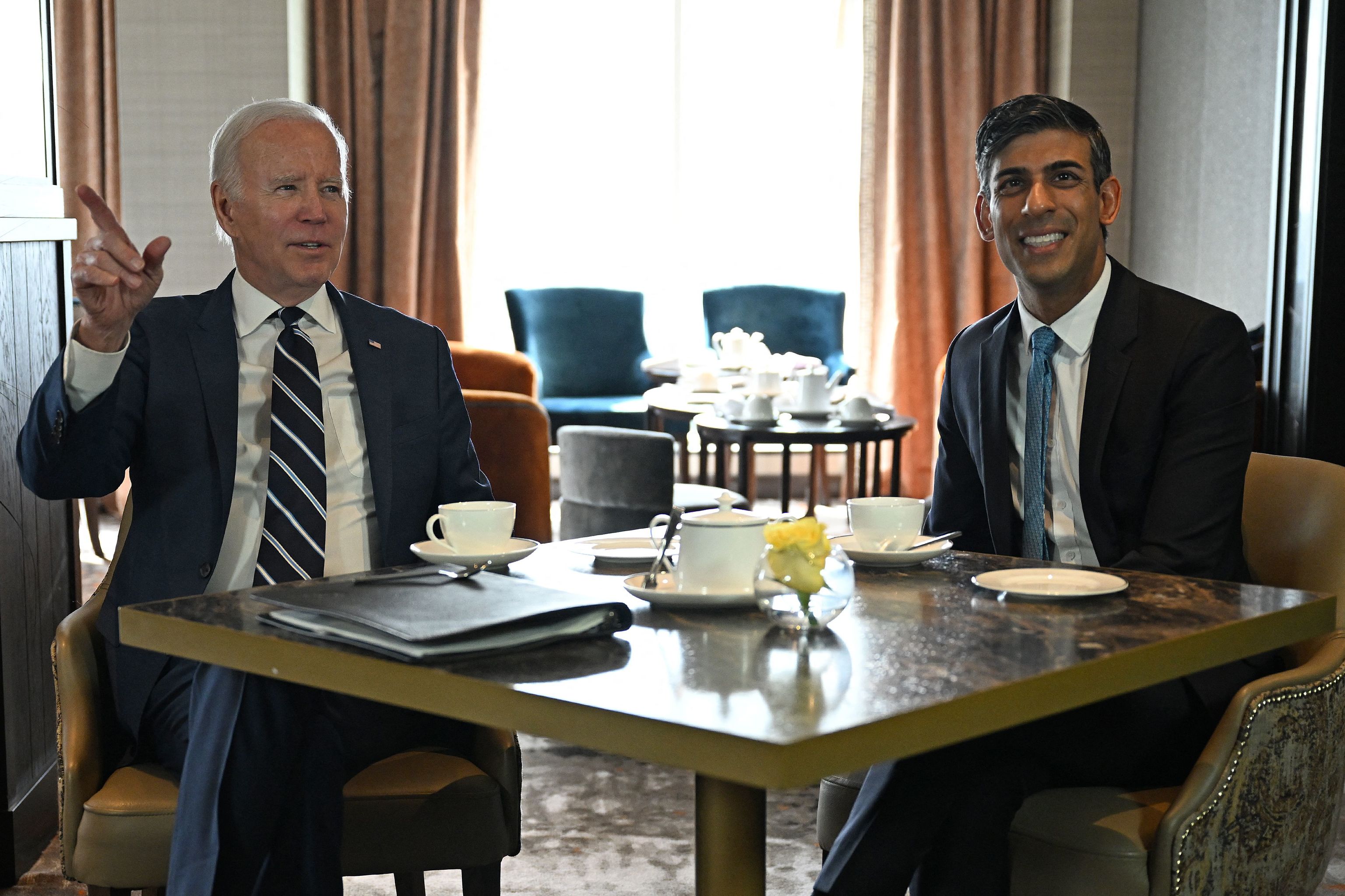El presidente de EEUU, Joe Biden, junto al 'premier' Rishi Sunak.