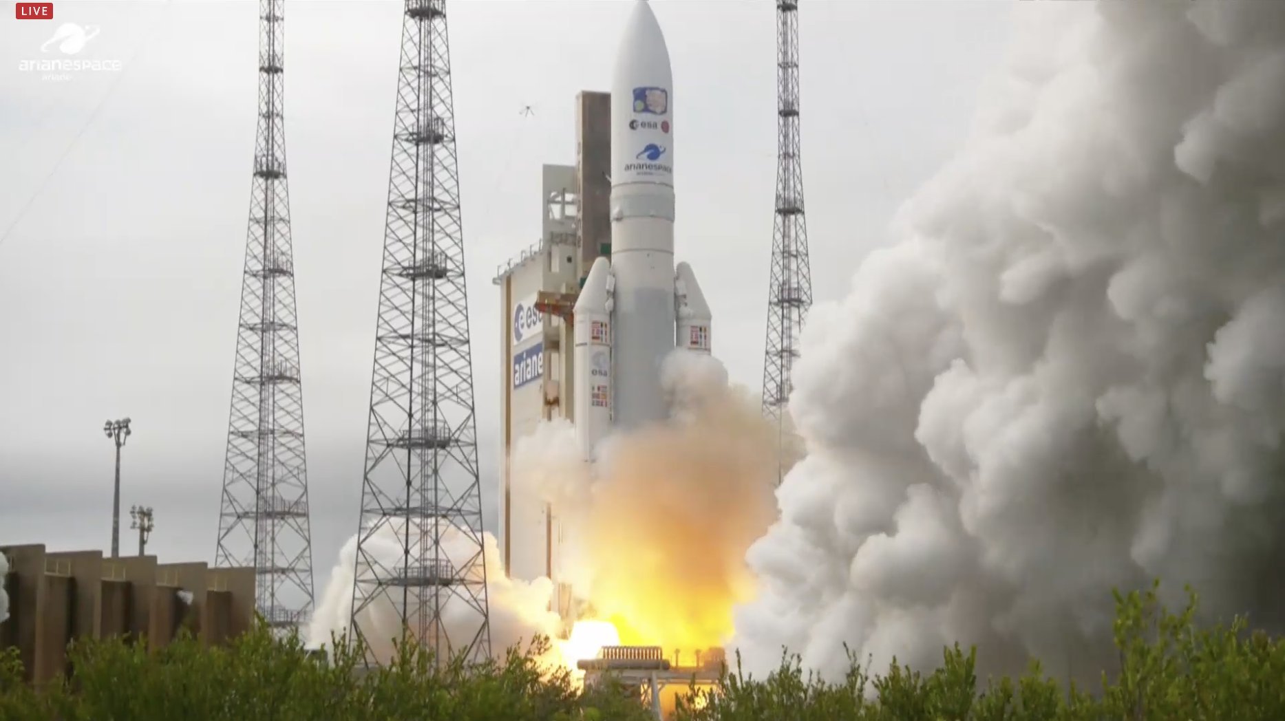 Momento del despegue del cohete Ariane 5
