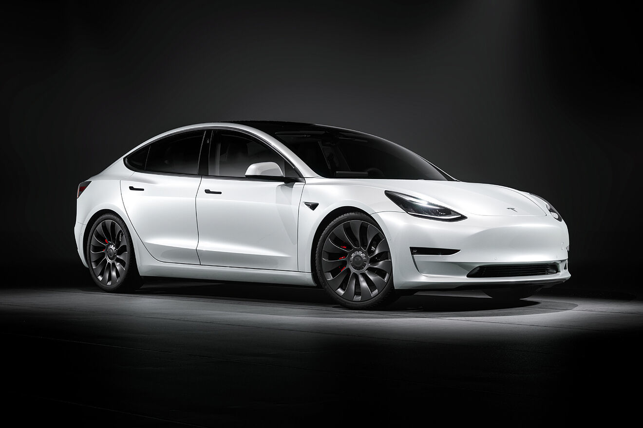 Tesla revienta el mercado: el Model 3 ya cuesta casi lo mismo que un utilitario eléctrico