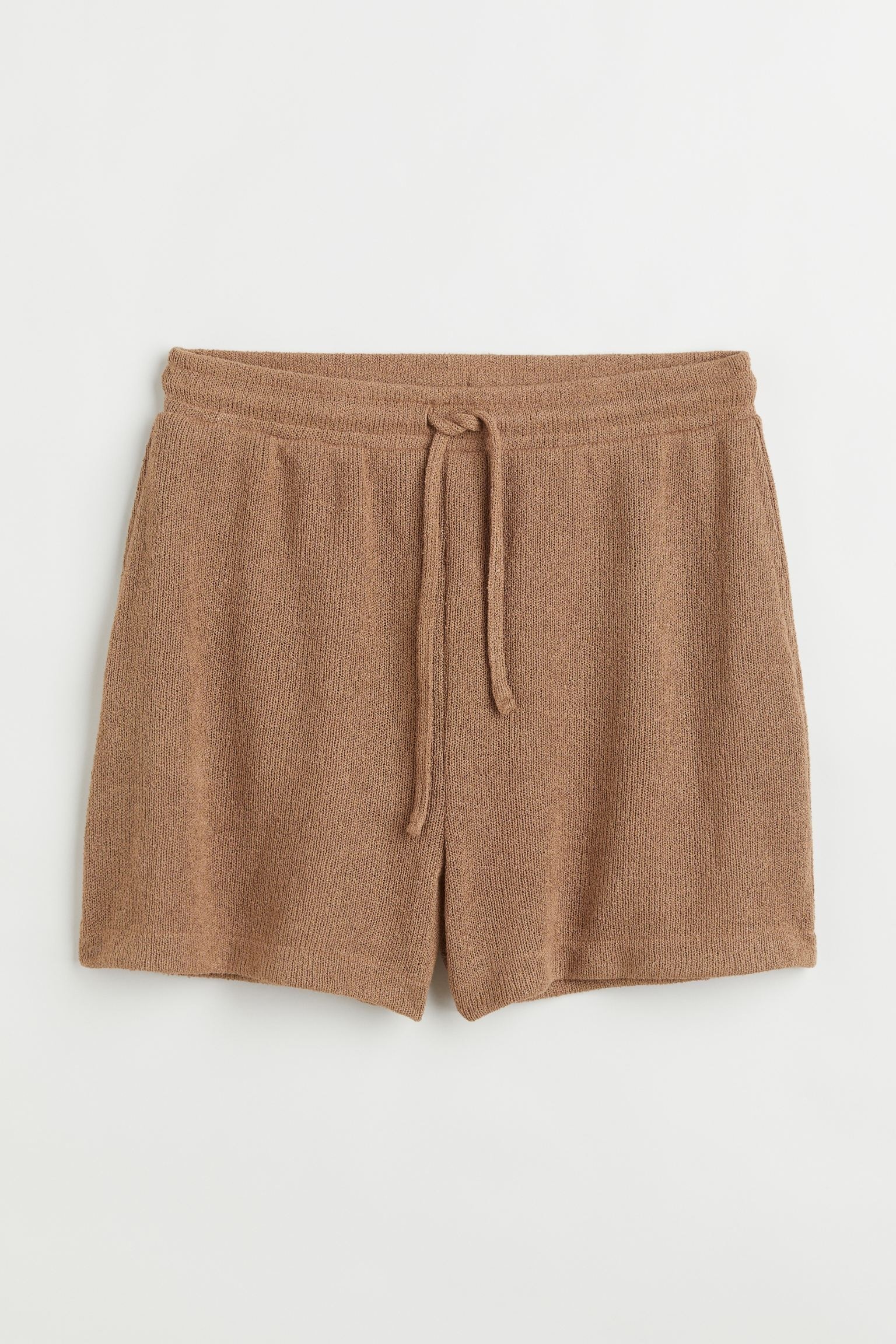 ALT: Los 13 shorts de Sfera a H&M para las que ya tienen ganas de verano