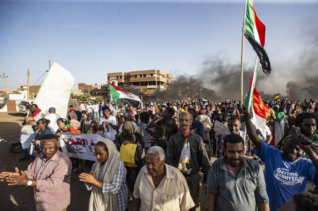Manifestantes en Jartum, capital de Sudán, a principios de abril.