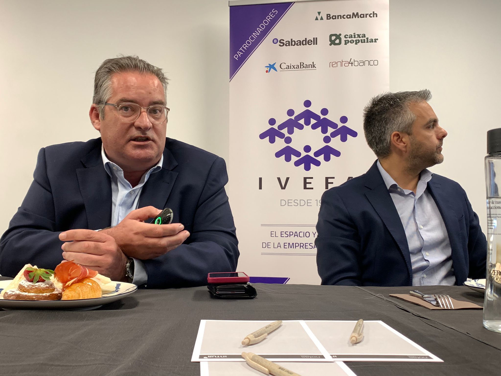 Francisco Vallejo y César Claramonte este martes durante la presentación de IVEFA en Castellón