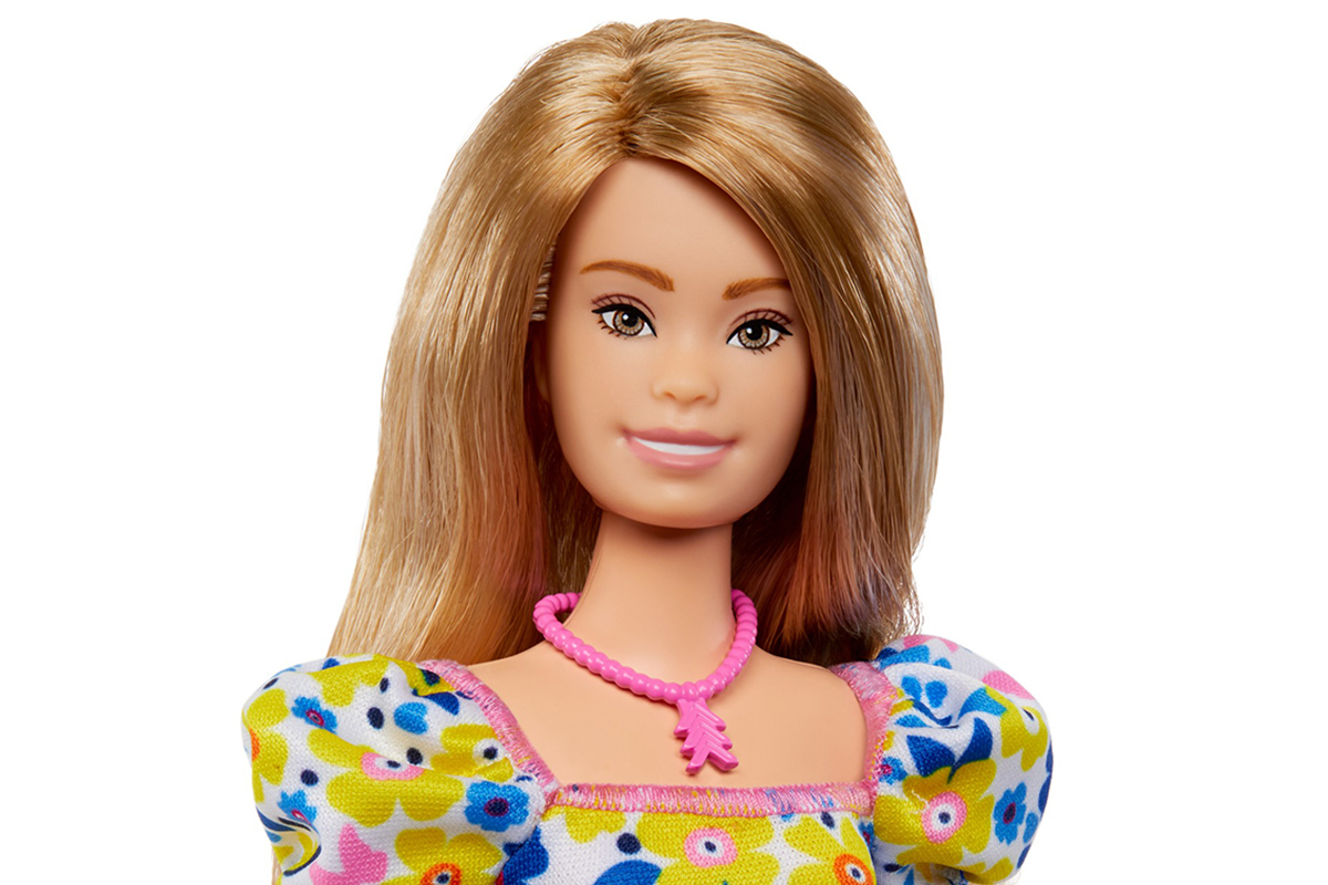 Integración Ya Por lo tanto Barbie vuelve a romper moldes: llega su muñeca con síndrome de Down |  Historias