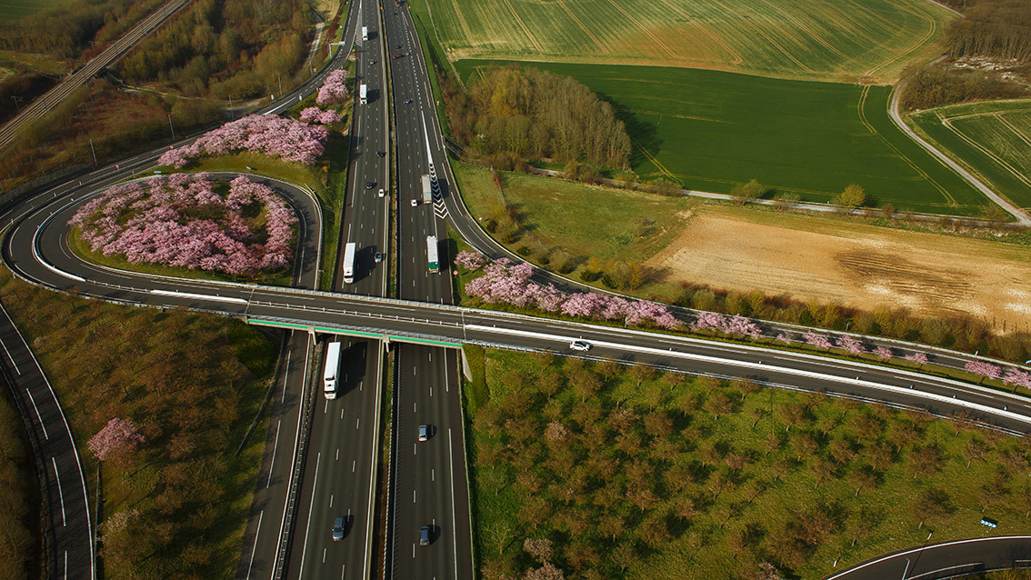 As son las carreteras sostenibles y digitalizadas que necesita la nueva movilidad en el mundo