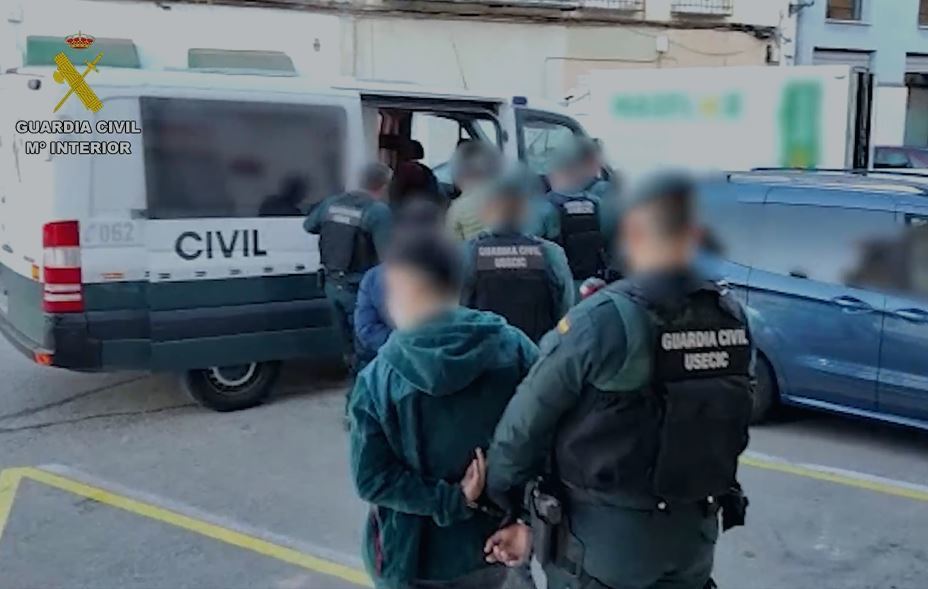 Cae una banda tras una veintena de robos en chals de Madrid y alrededores