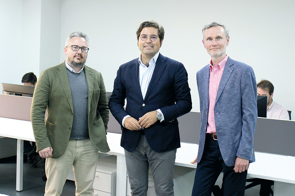 De izquierda a derecha, Ignacio Rodriguez Torres, Antonio López Lázaro y Gregory Taffouraud