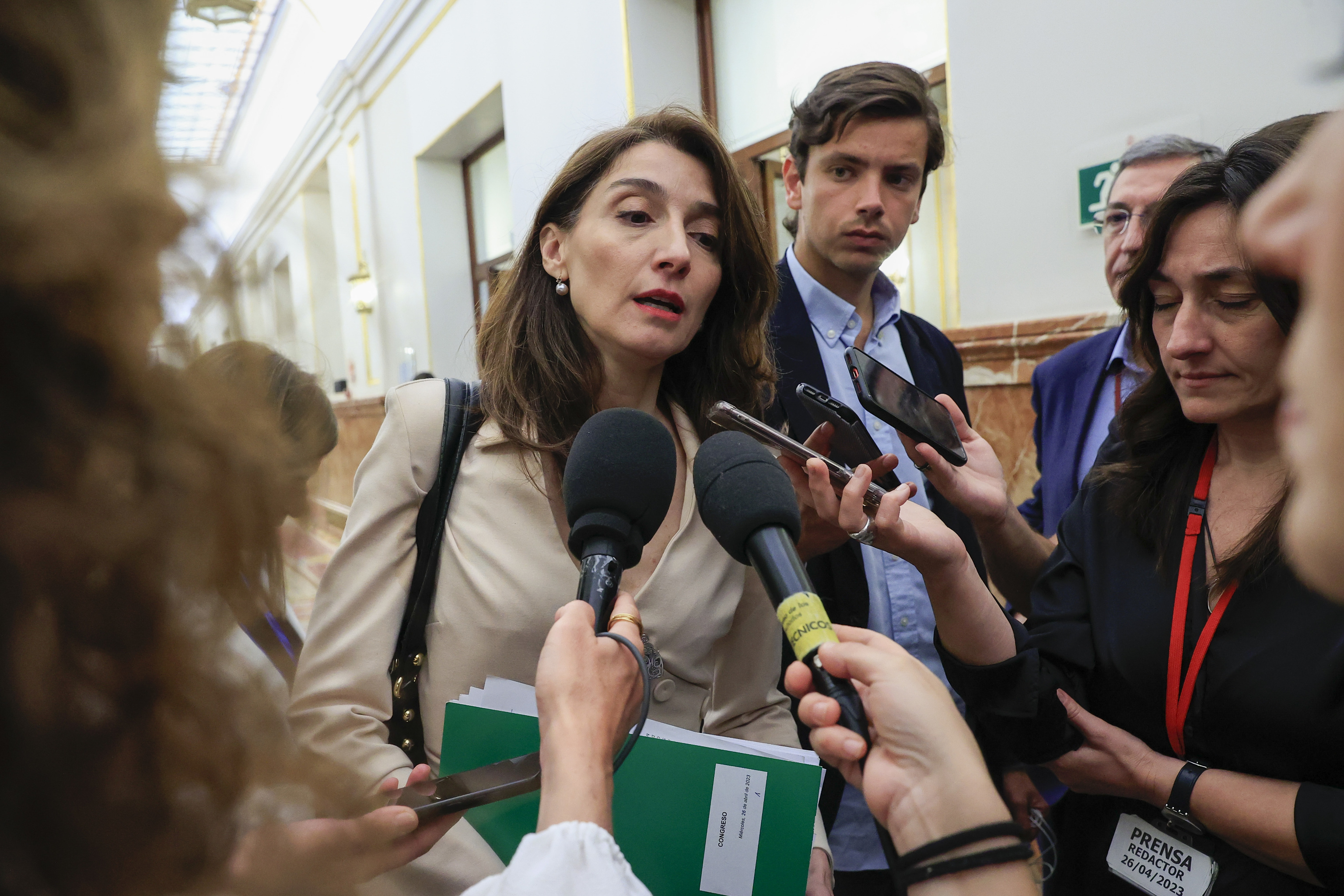 La ministra de Justicia, Pilar Llop, atiende a los medios en el Congreso, la pasada semana.