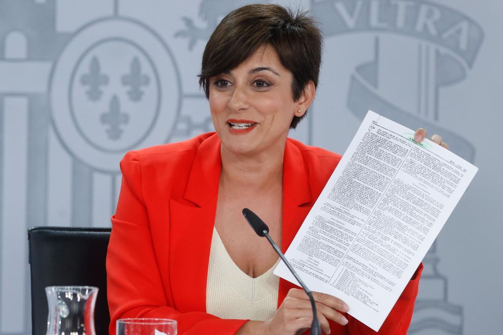 La ministra de Poltica Territorial y Portavoz del Gobierno, Isabel Rodrguez, en la rueda de prensa posterior al Consejo de Ministros.