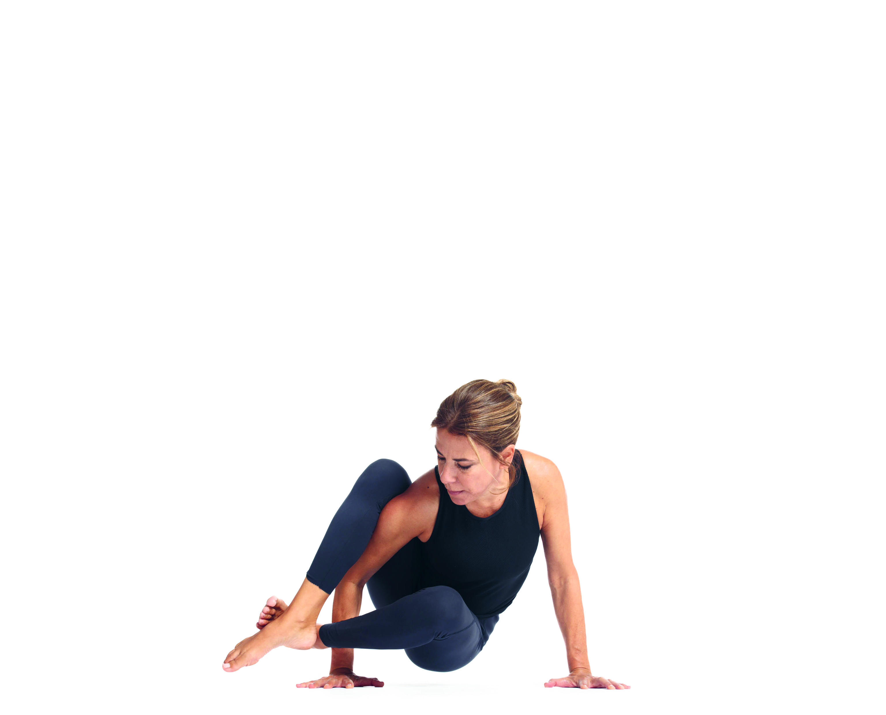 Una de las 'asanas' imposibles de la yogui, que confiesa ser autodidacta y adorar la fuerza.