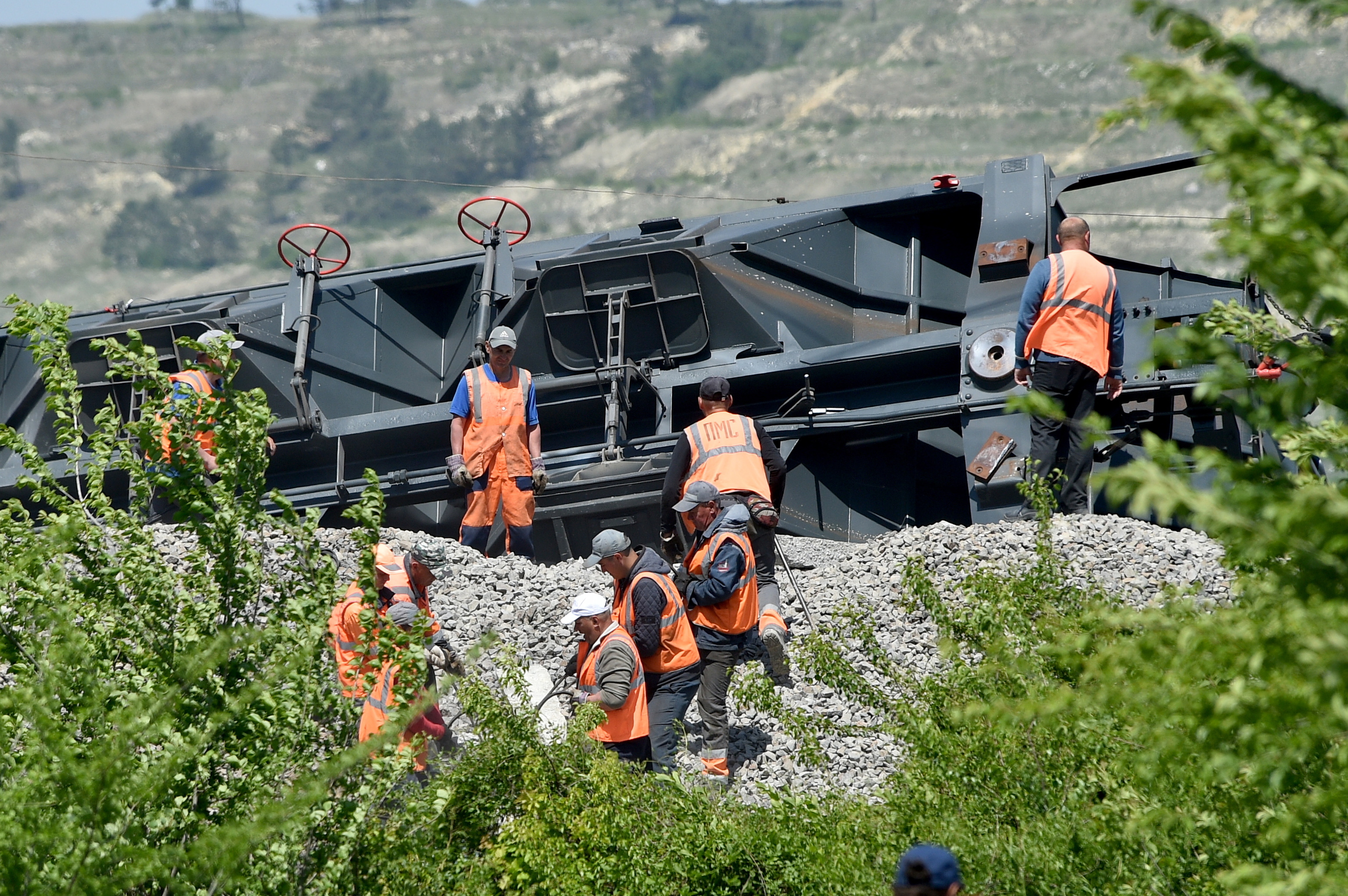 Tren descarrilado por un sabotaje en Crimea, ocupada por Rusia