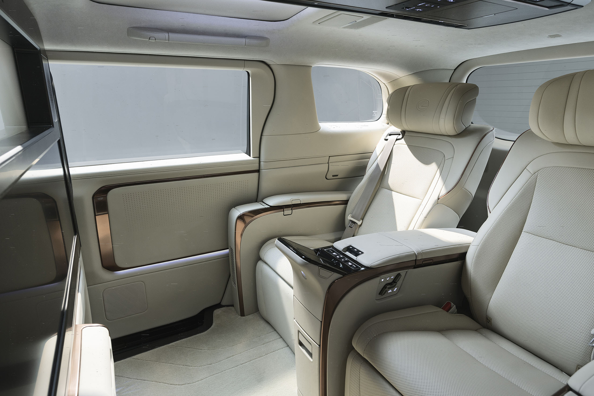 Lexus LM: la 'carroza' del siglo XXI podría ser esto