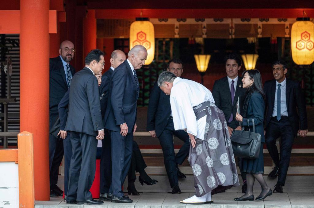 Lderes del G7 y la UE visitan el Santuario Itsukushim, en la prefectura de Hiroshima.