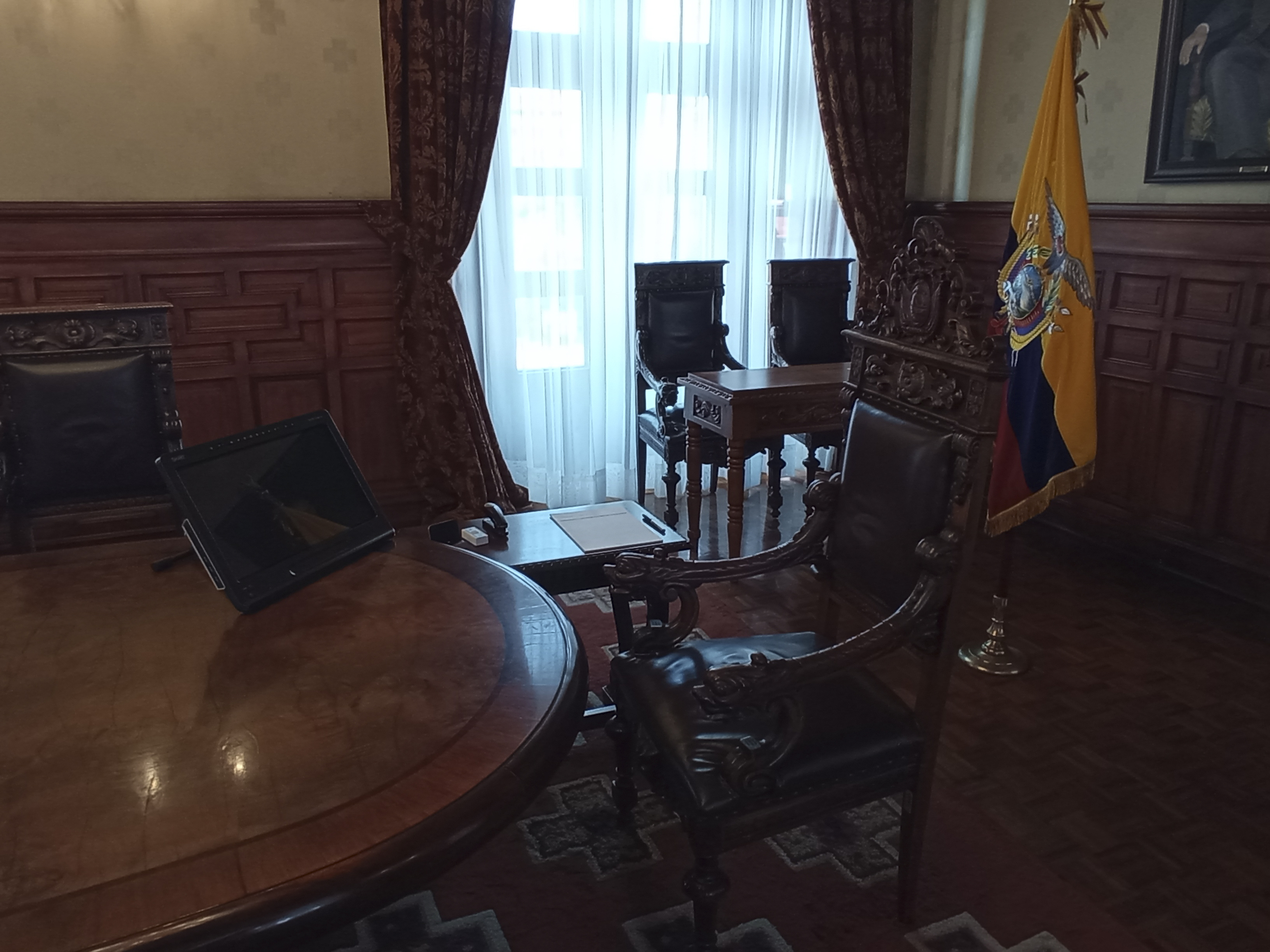 Silla presidencial del Salón de Gabinete, en el Palacio quiteño de Carondelet.