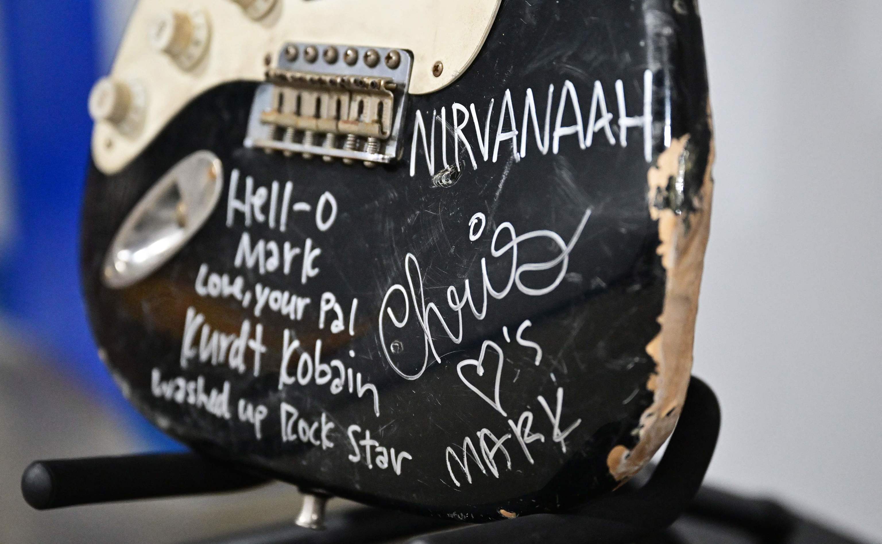 La Fender Stratocaster de Kurt Cobain reconstruida.