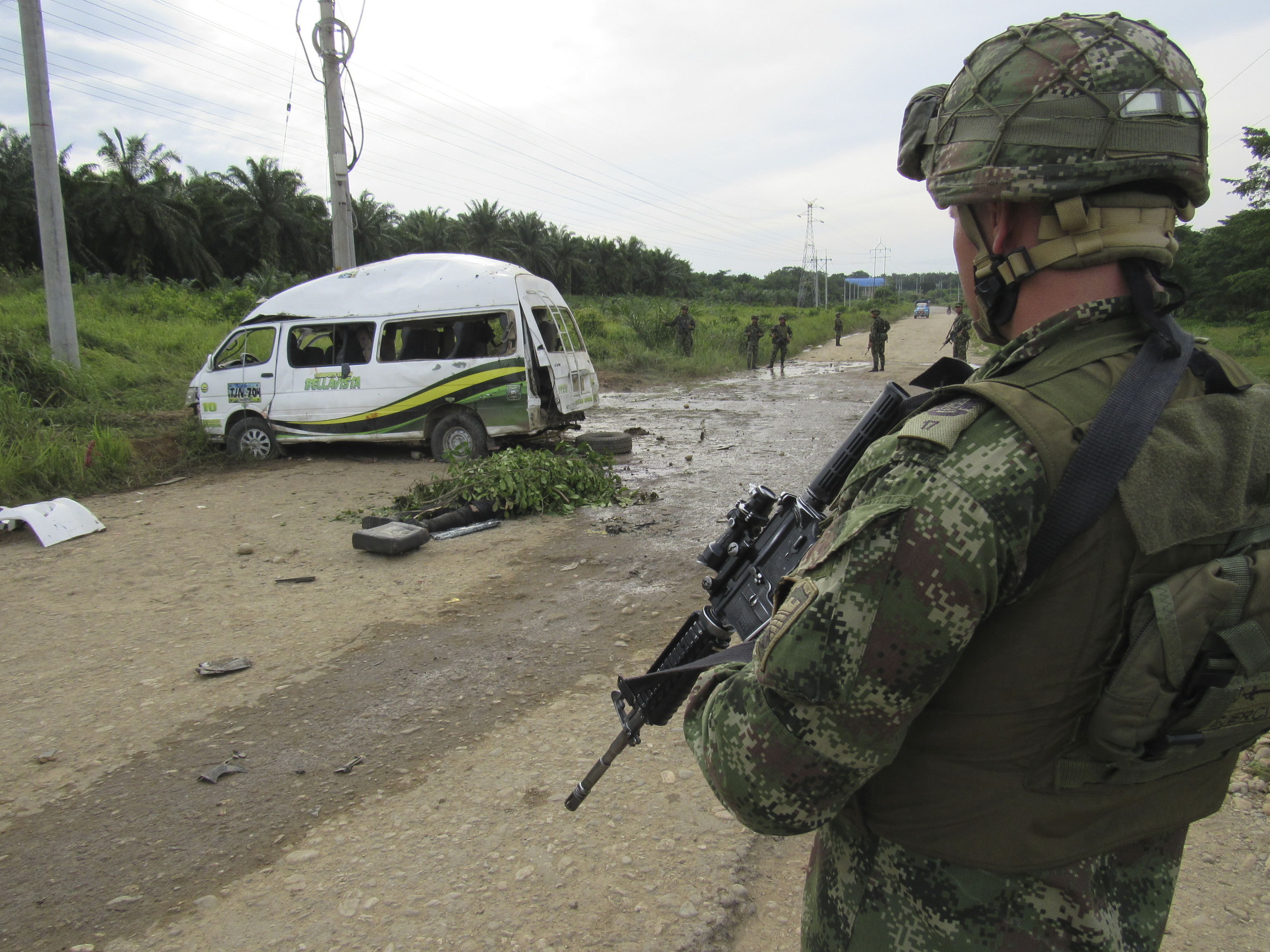 Al menos 3 muertos y varios heridos por un atentado terrorista en el noreste de Colombia