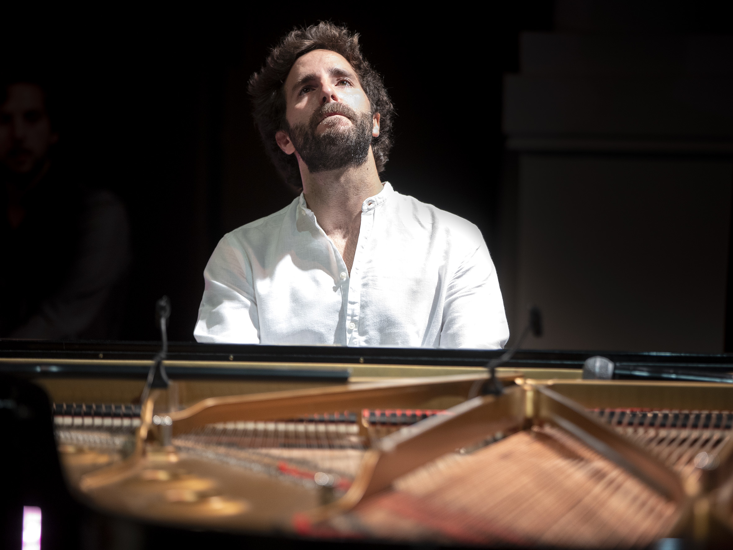 El pianista jienense Chico Prez en un momento de su actuacin en Sevilla.