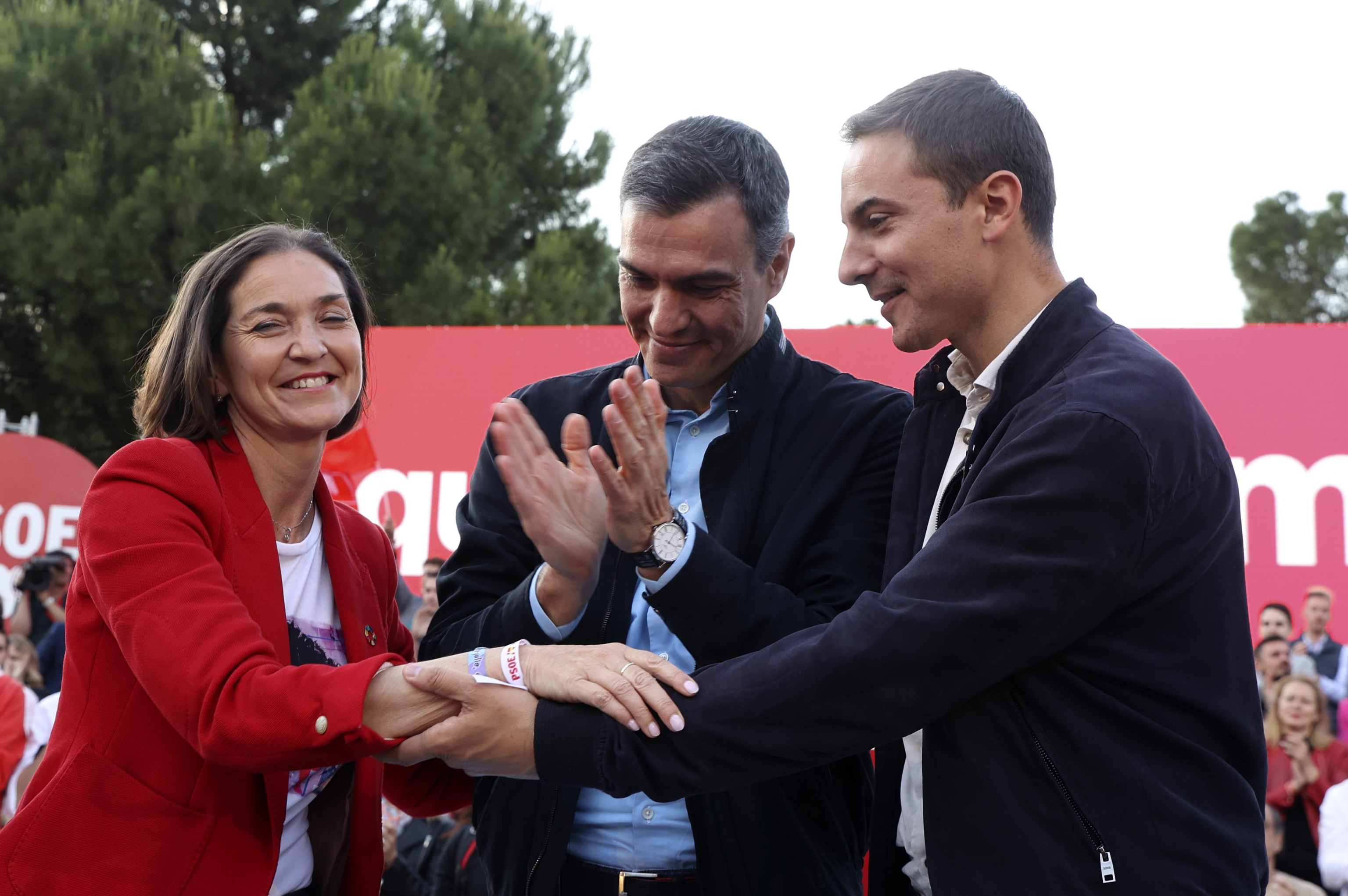 Maroto, Snchez y Lobato (PSOE).