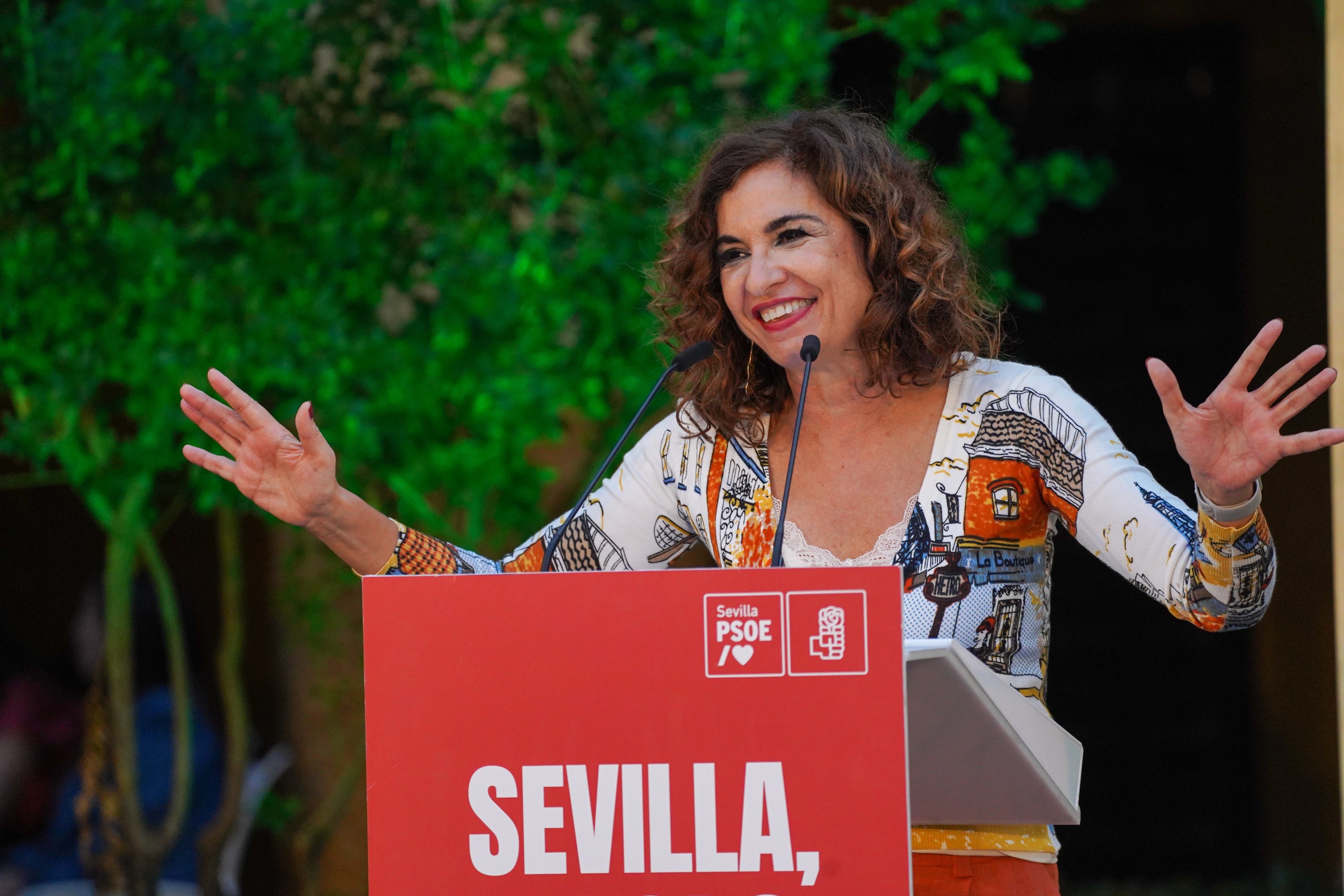 La ministra de Hacienda y Función Pública, María Jesús Montero, la pasada semana en un acto electoral en Sevilla.