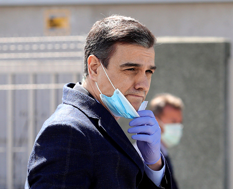 Pedro Sánchez, con mascarilla, durante la pandemia (3-4-2020).