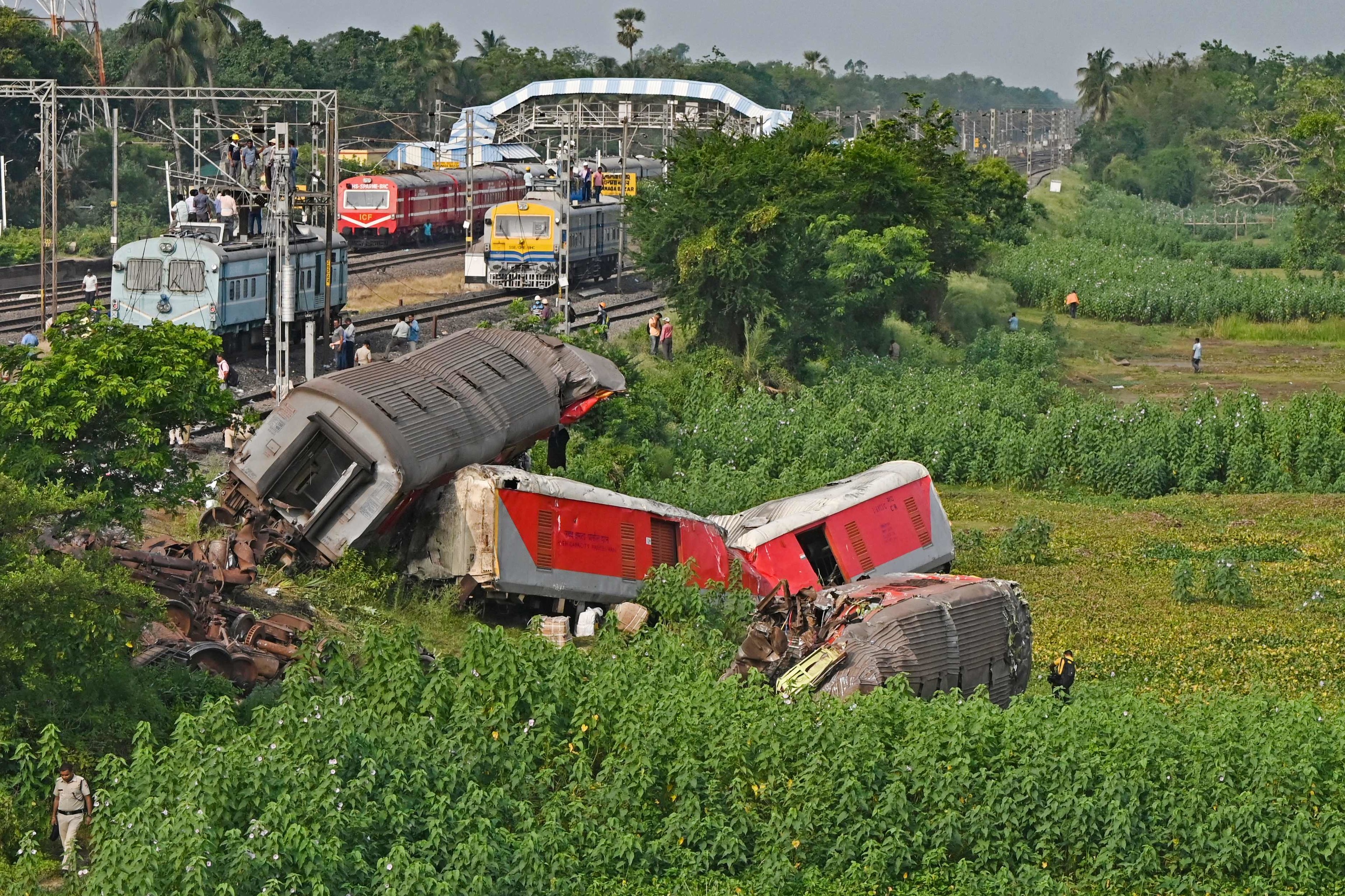 Las autoridades identifican la causa y los «responsables» del accidente ferroviario de India que ha dejado casi 300 muertos