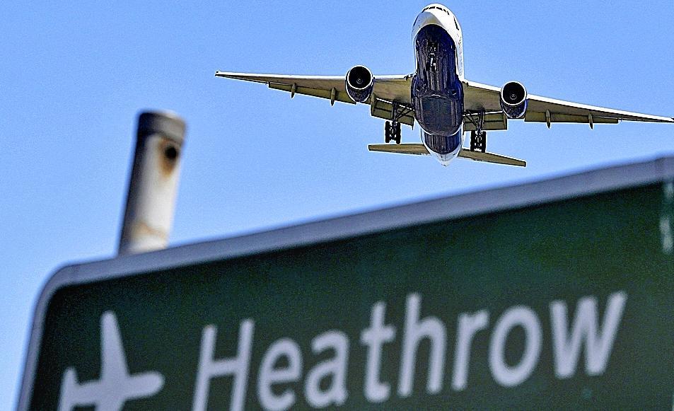 Los guardias de seguridad del aeropuerto de Heathrow harán 31 días de huelga este verano