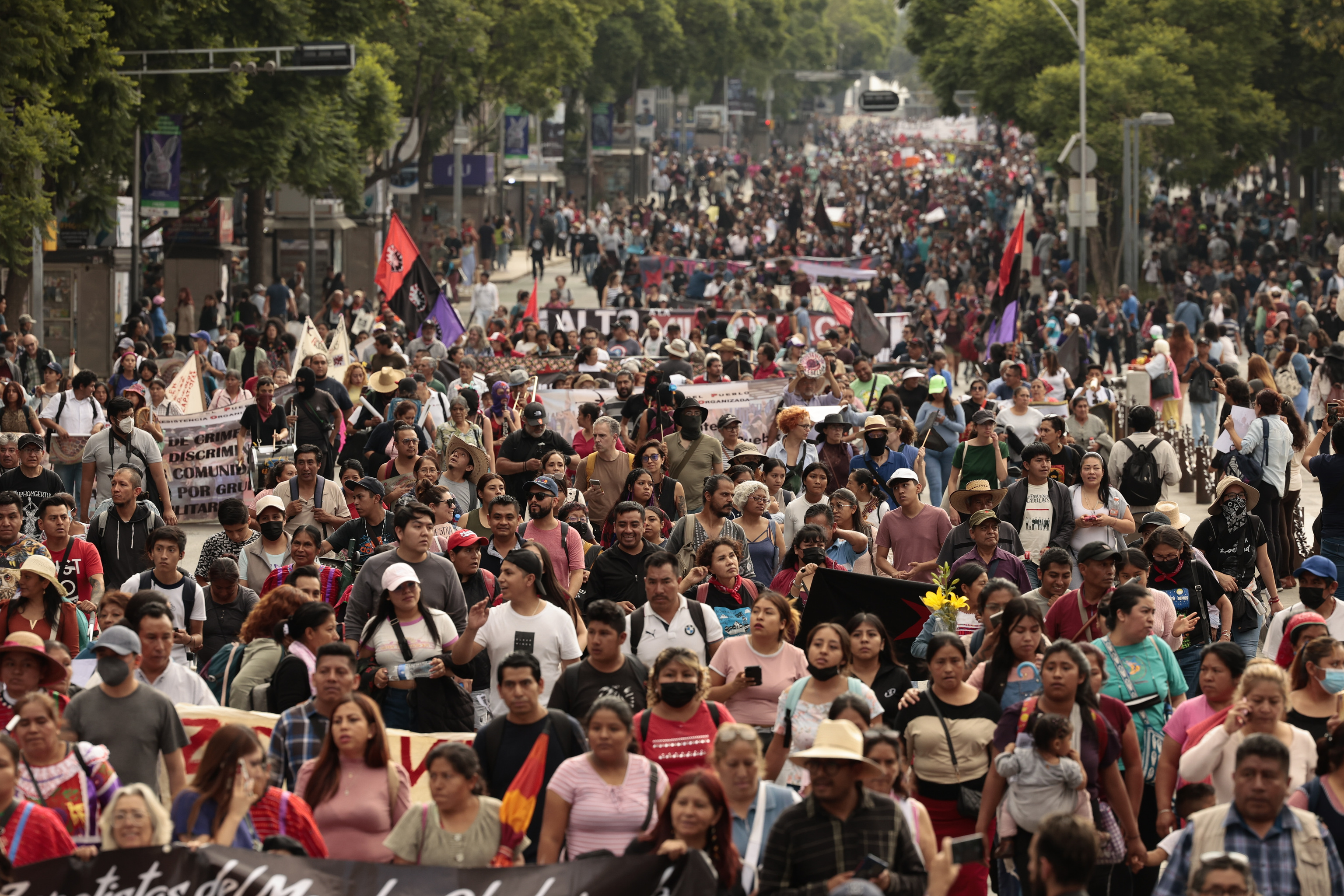 Los zapatistas se echan a las calles, «estamos en alerta máxima»