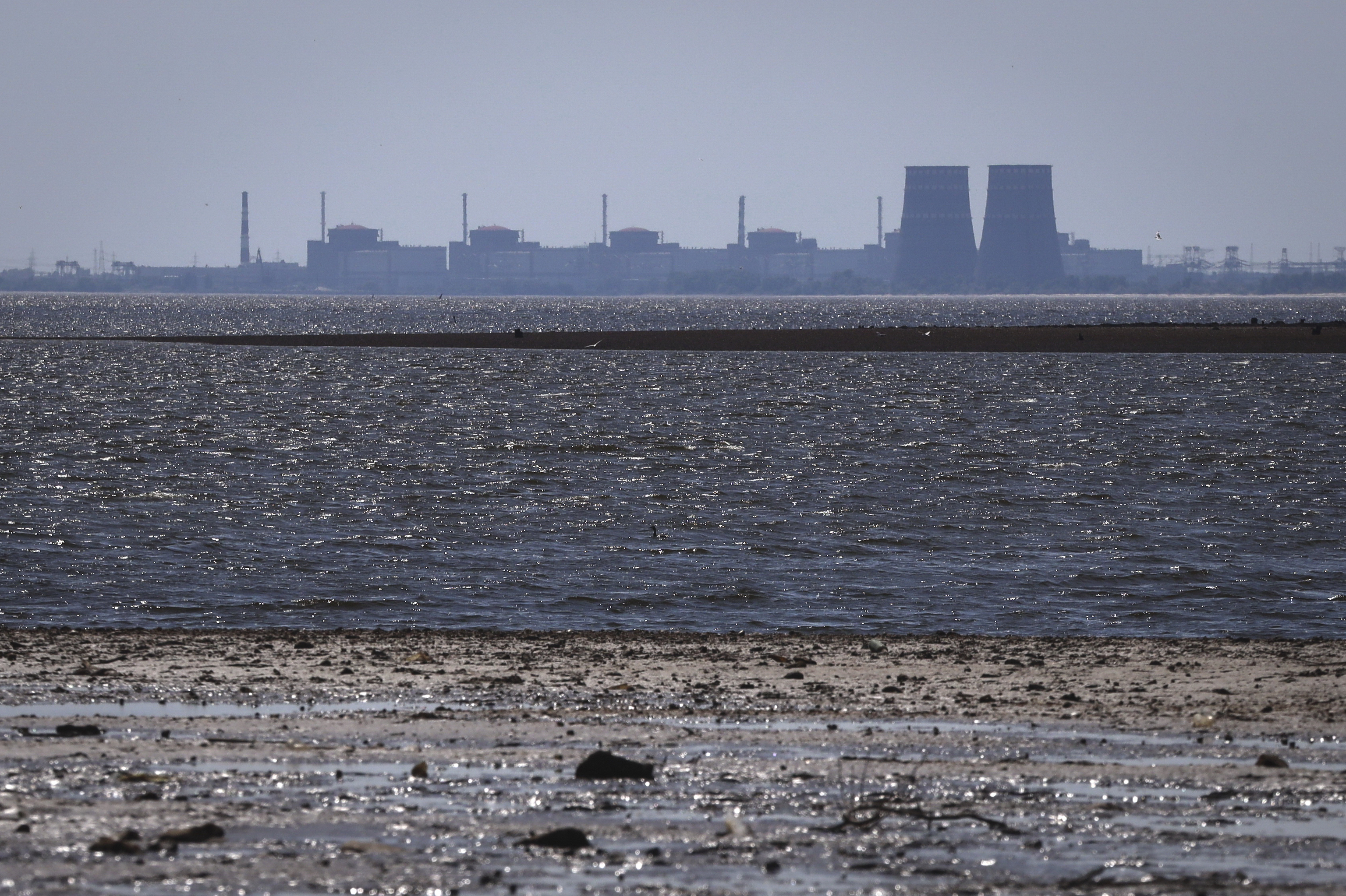 Ucrania pone el último reactor de la central de Zaporiyia en «parada fría»