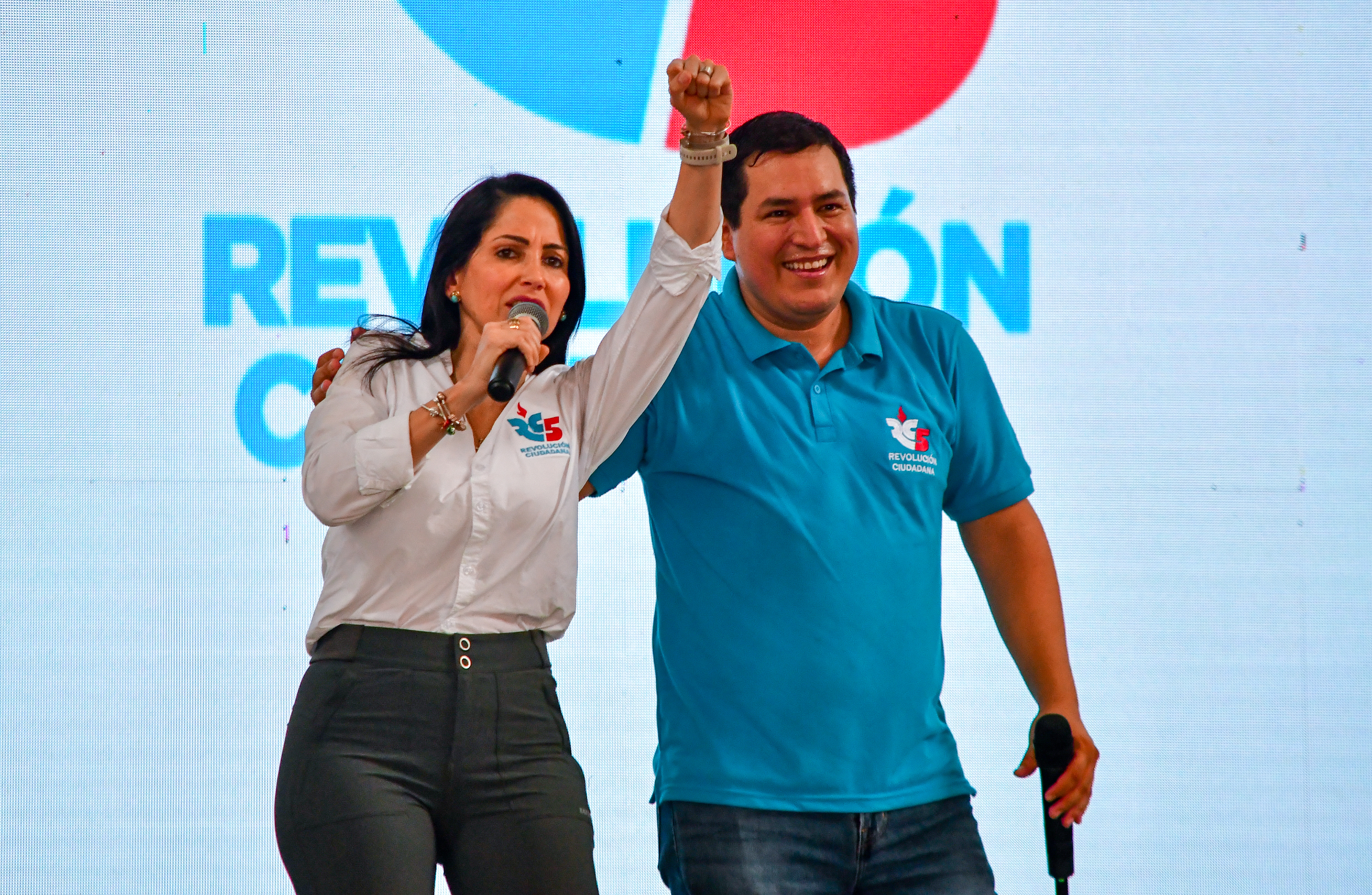 Rafael Correa se decanta por la diputada afín Luisa González para las elecciones presidenciales de Ecuador