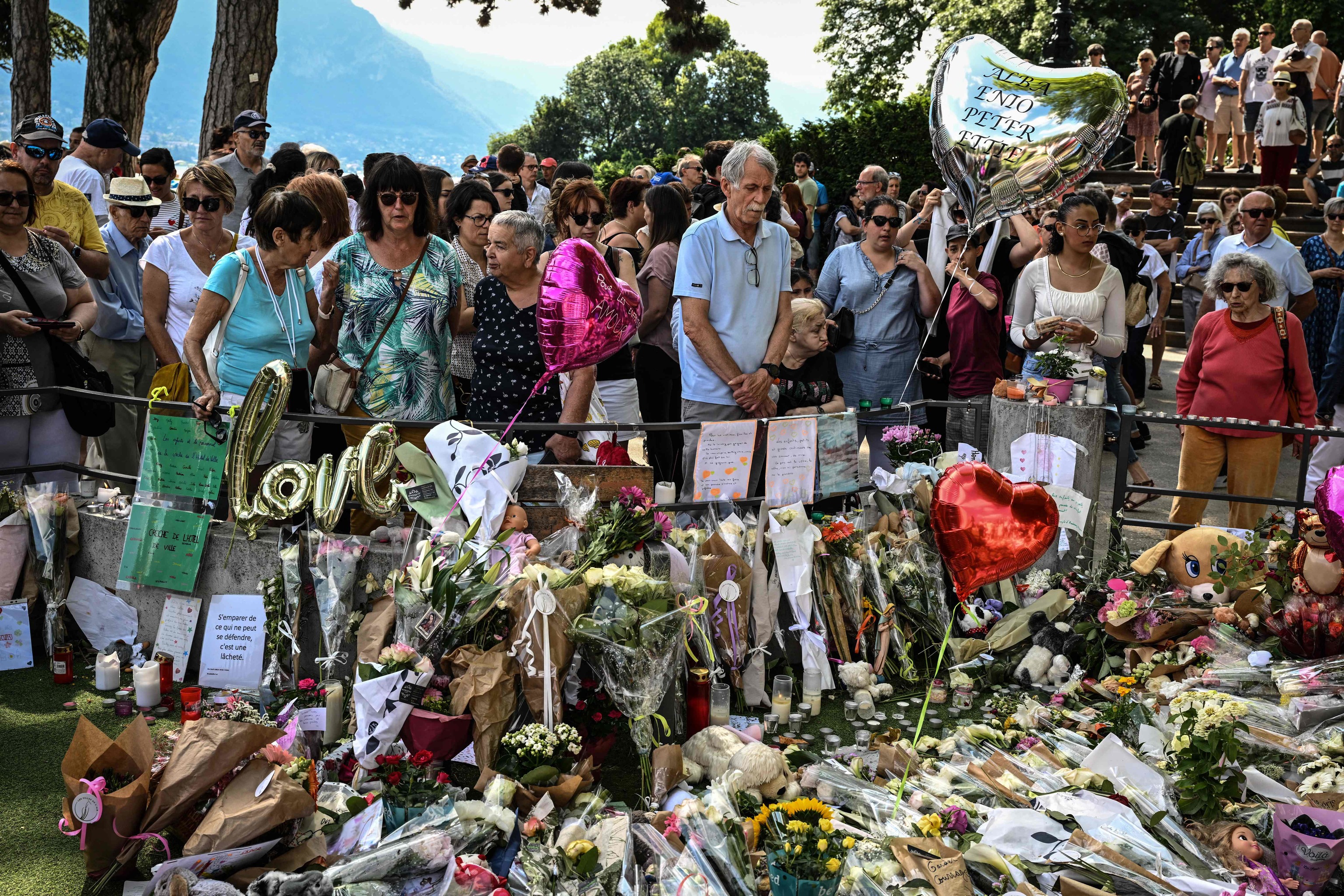 El Gobierno francés critica la utilización política del ataque de Annecy