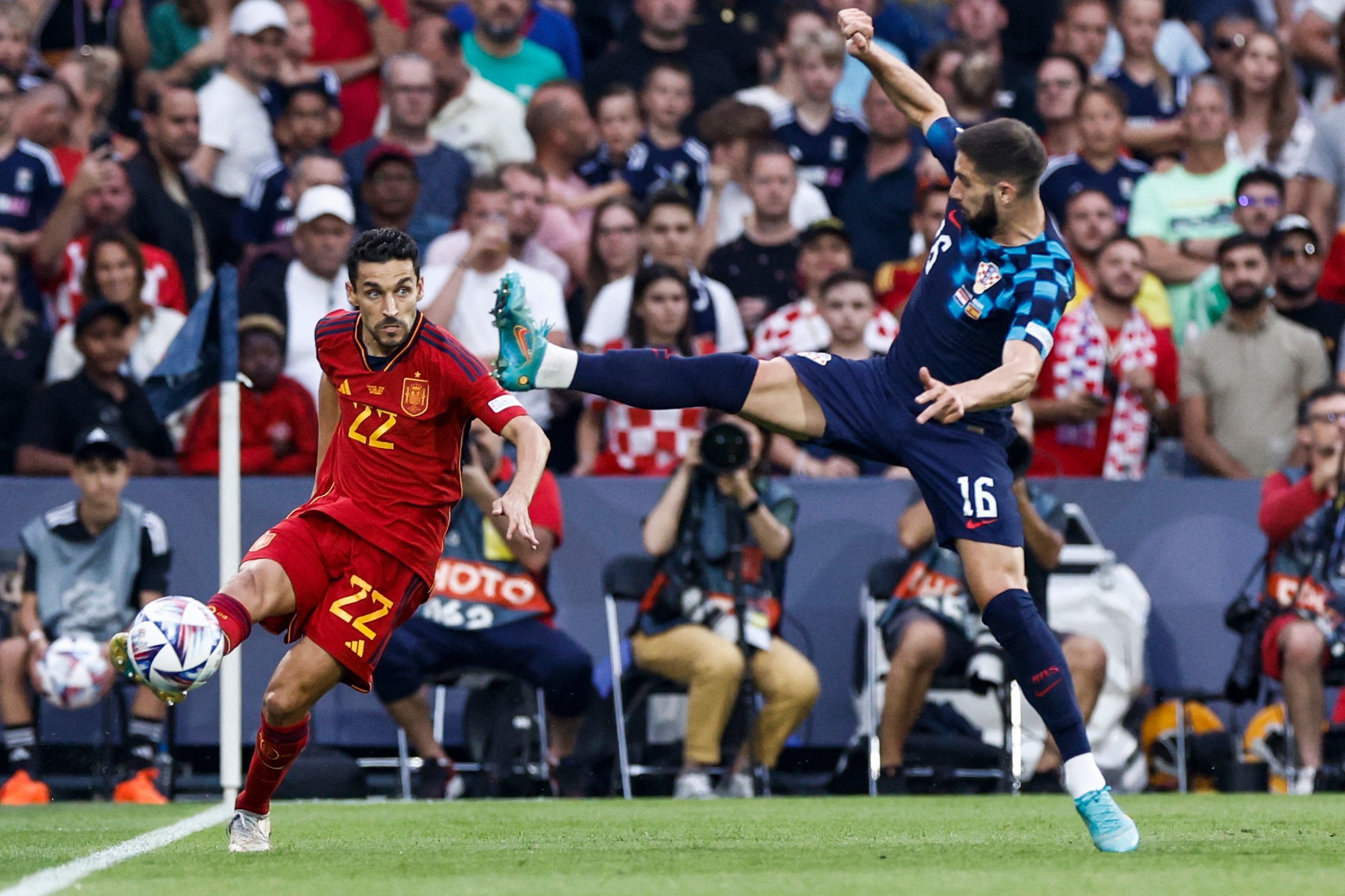Navas, ante Ivanusec, el domingo en Rotterdam.