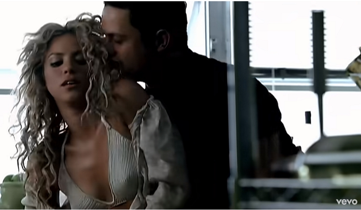 Shakira y Alejandro Sanz, en el videoclip de La tortura.