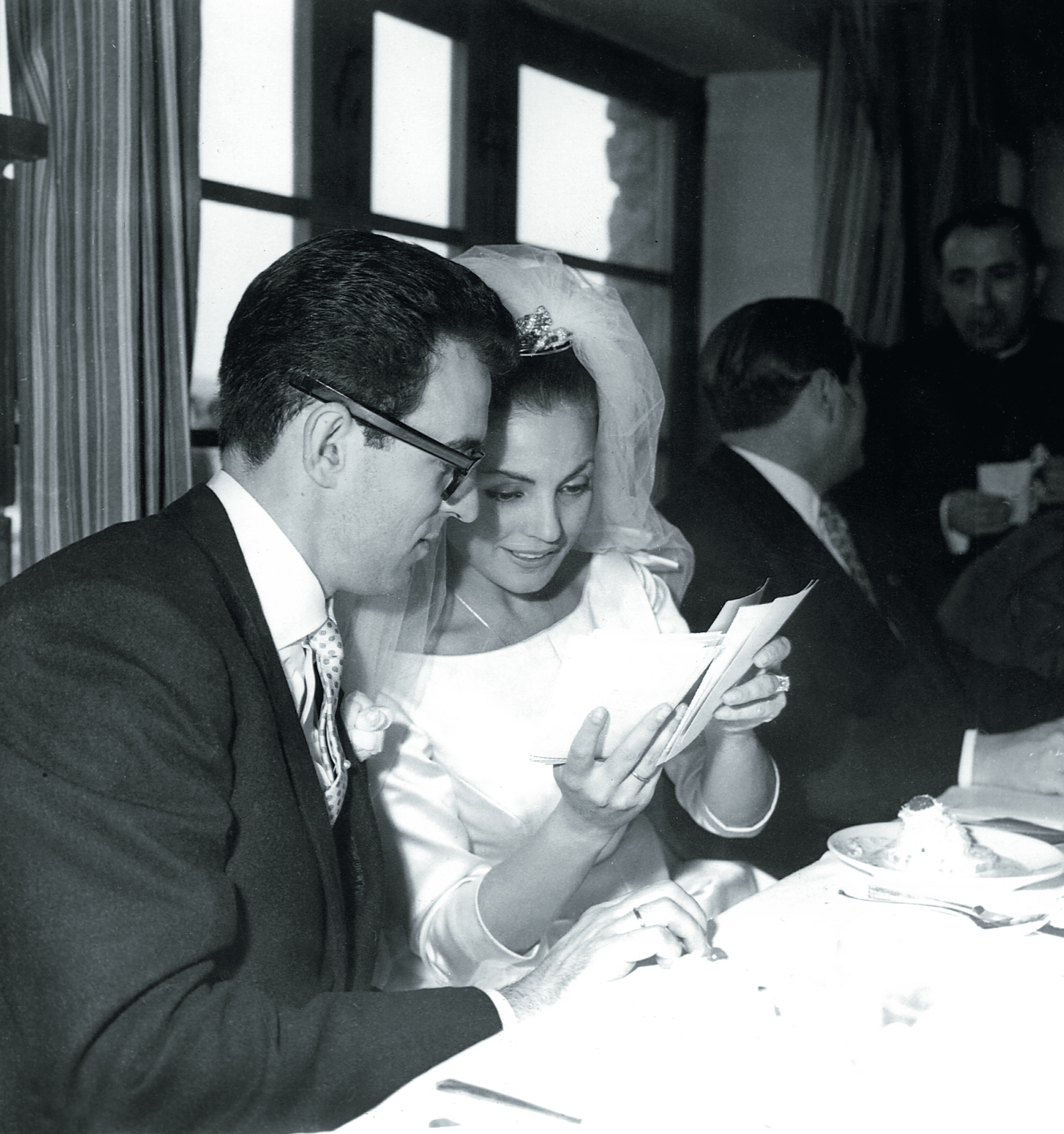 Carmen Sevilla y Augusto Algueró, el día de su boda.