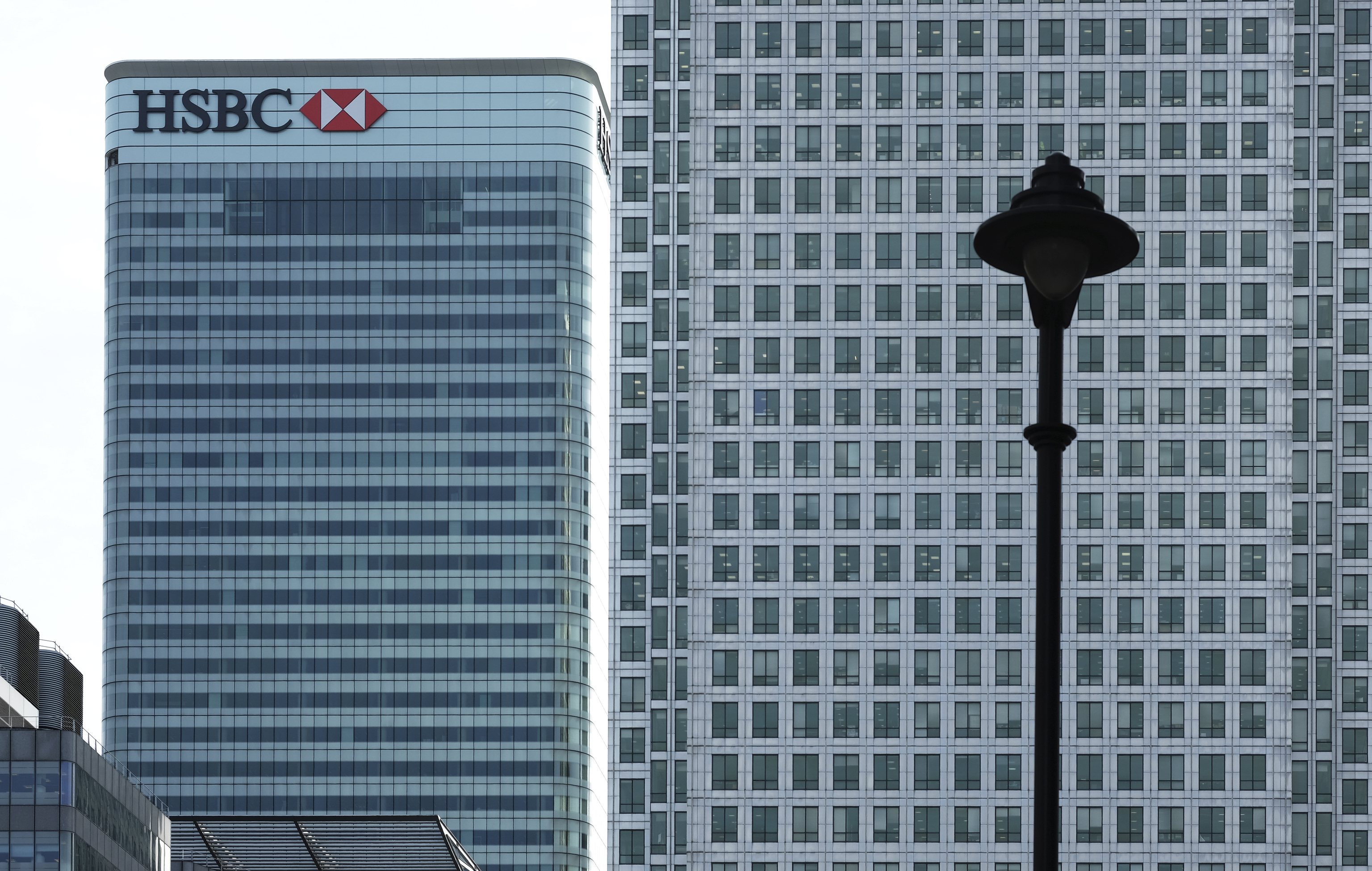 Sede de HSBC en el complejo inmobiliario Canary Wharf, en el centro de Londres.
