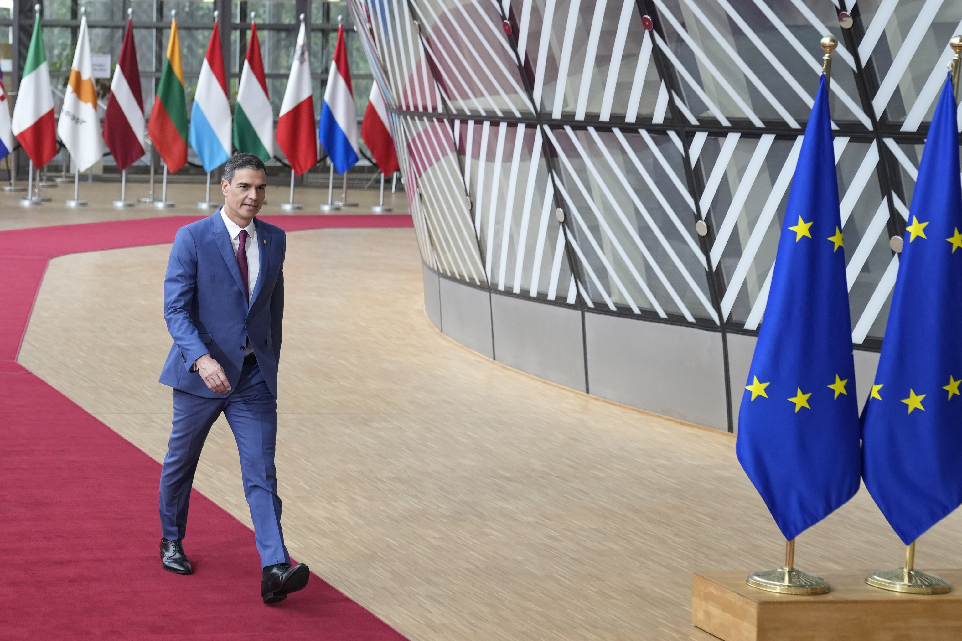 El presidente del Gobierno, Pedro Sánchez, a su llegada a una cumbre de la Unión Europea, este jueves.