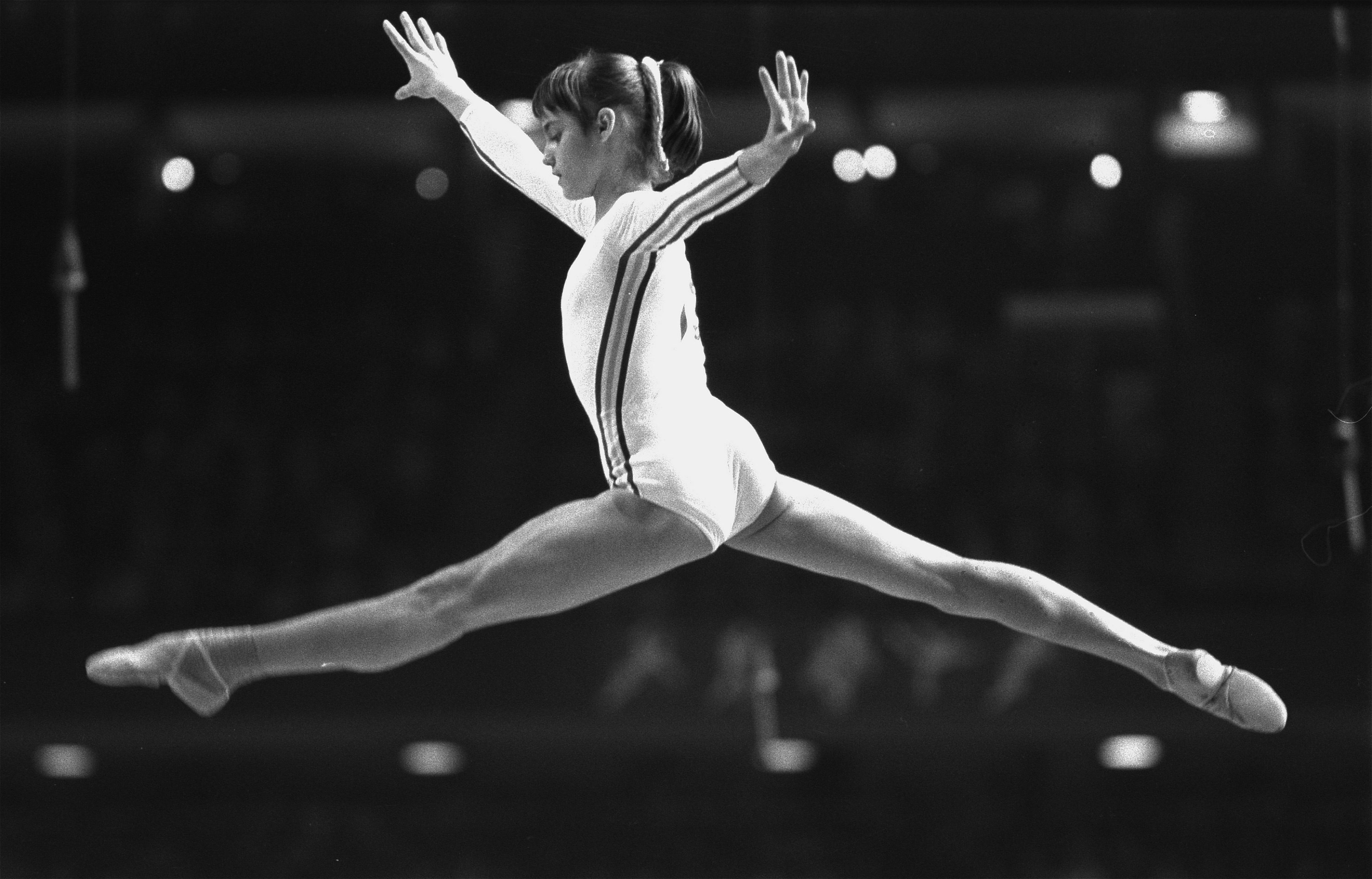 Nadia Comaneci en los Juegos de Montreal 76.